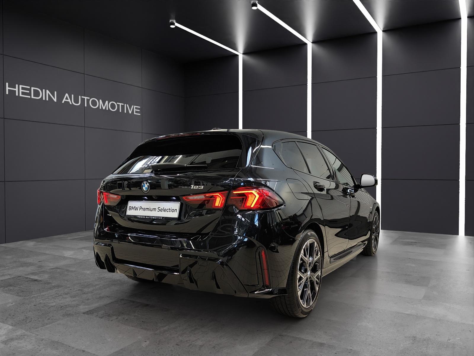 BMW 123 xDrive-image-5