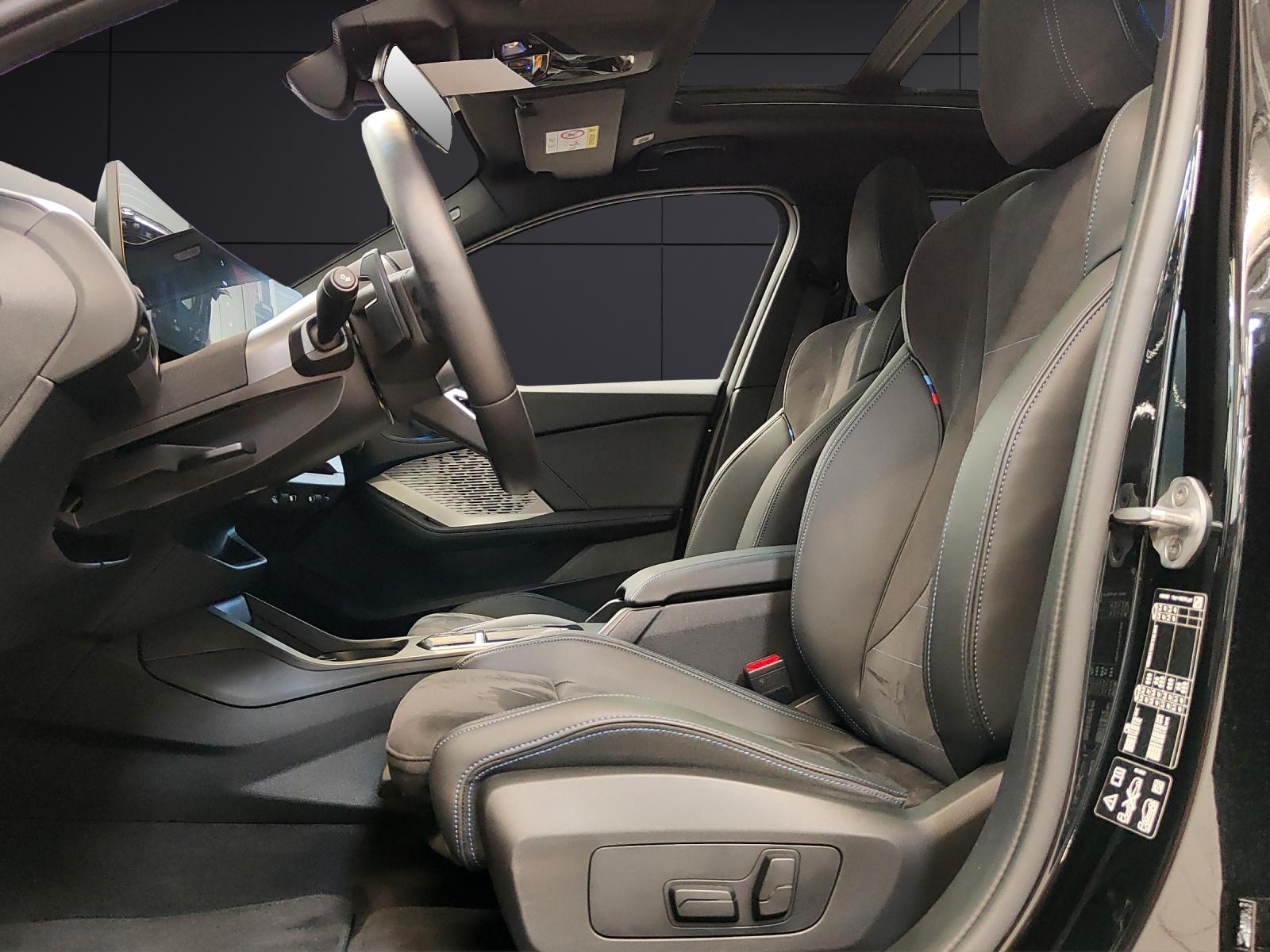 BMW 123 xDrive-image-9