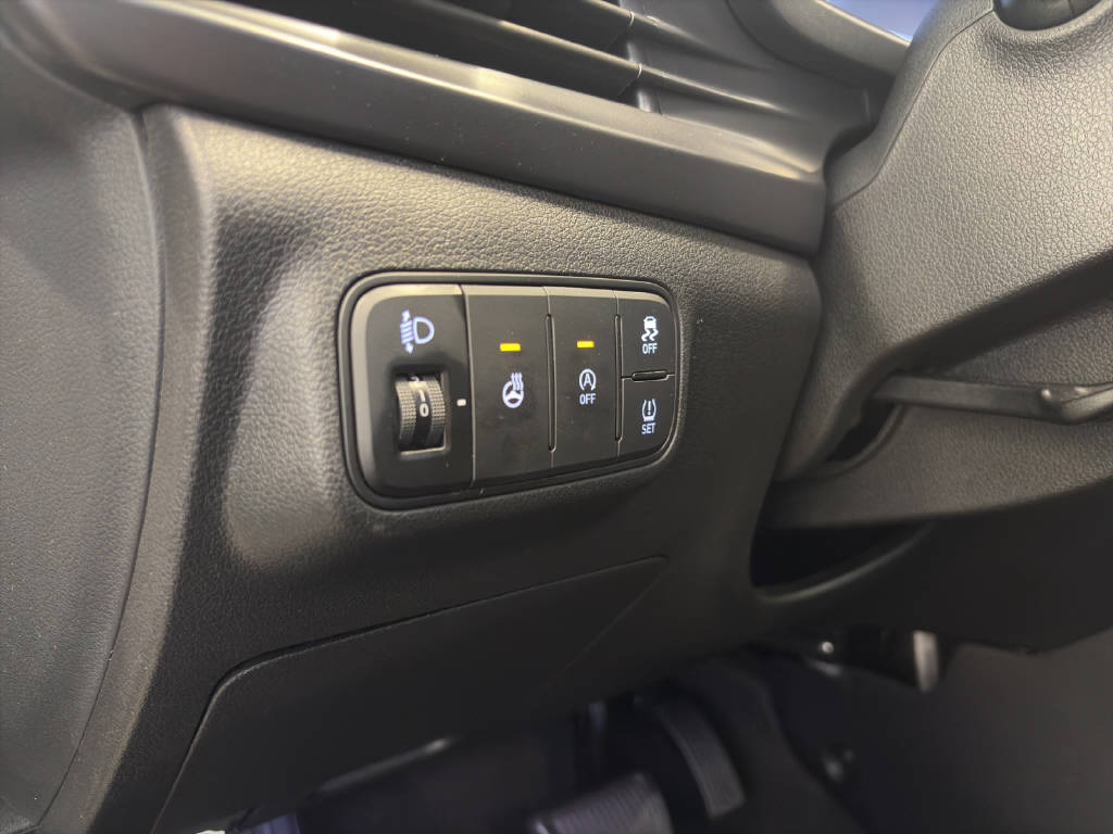 HYUNDAI i20 1.0 T-GDi Vertex-image-9