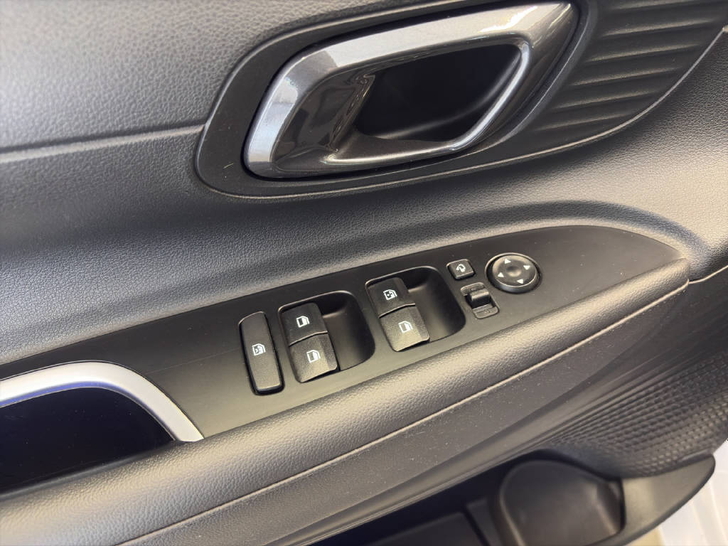 HYUNDAI i20 1.0 T-GDi Vertex-image-2