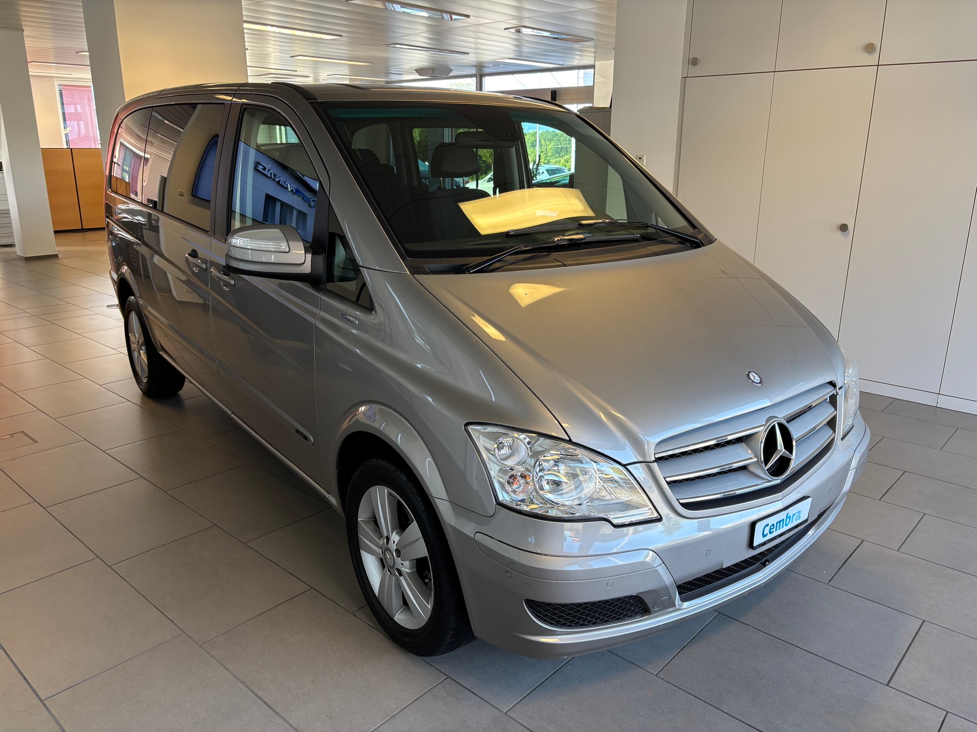 MERCEDES-BENZ Viano 2.2 CDI Blue Efficiency Trend A-showroom-element-1