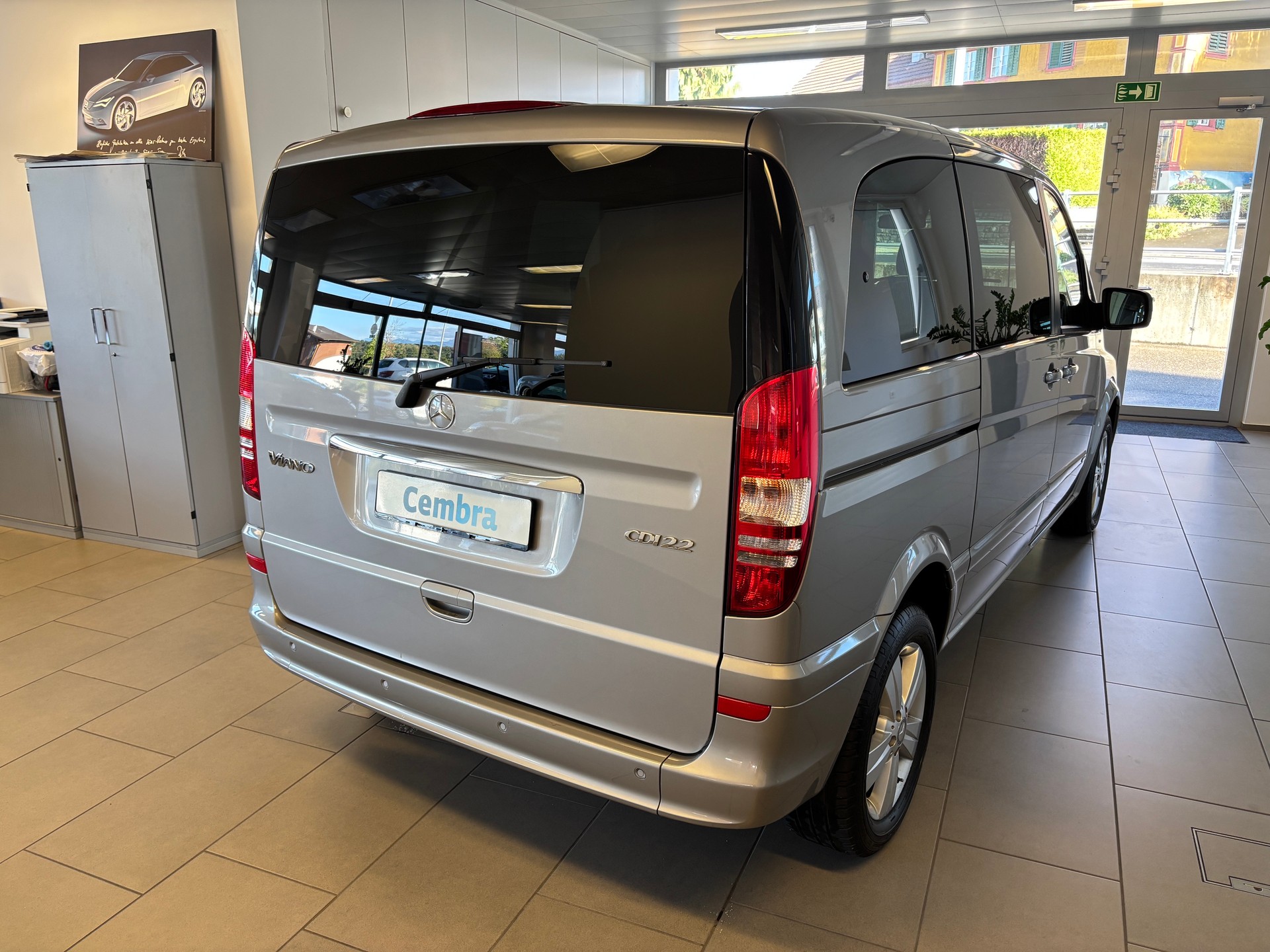 MERCEDES-BENZ Viano 2.2 CDI Blue Efficiency Trend A-showroom-element-2