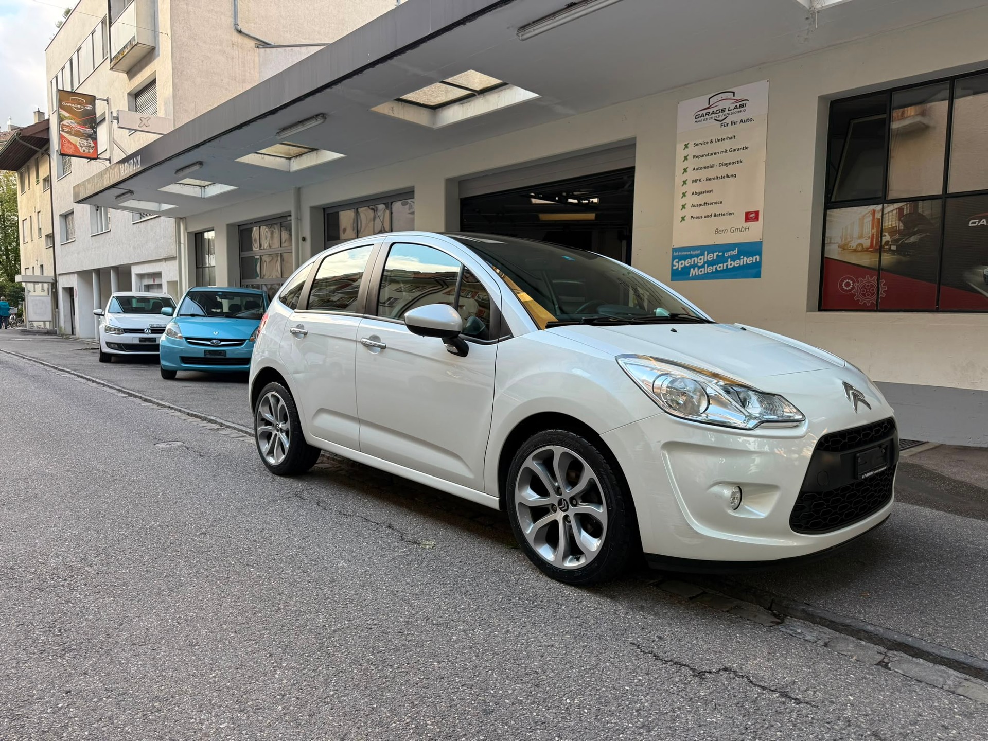 CITROEN C3 1.4i 16V Exclusive EGS5-image-1