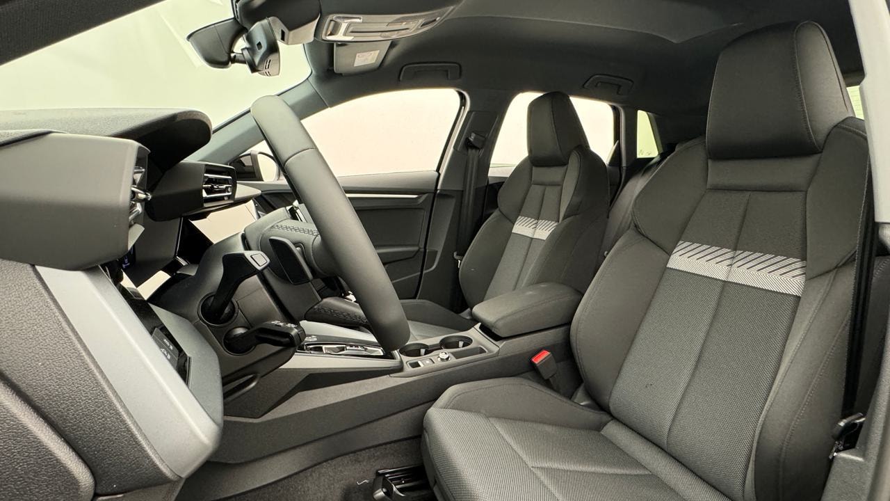 AUDI A3 allstreet 40 TFSI S-tronic quatttro-image-4