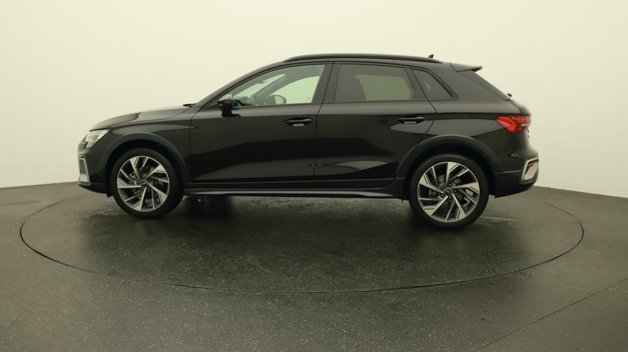 AUDI A3 allstreet 40 TFSI S-tronic quatttro-image-1