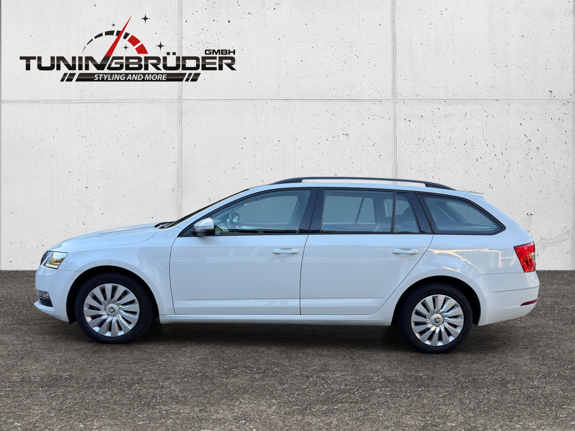 SKODA Octavia Combi 2.0 TDI Ambition 4x4 DSG-image-5