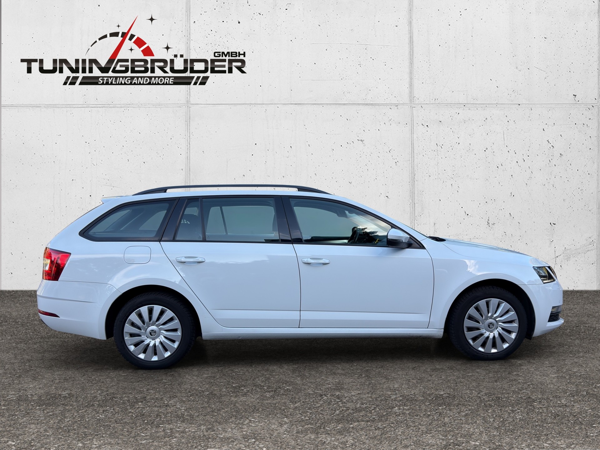 SKODA Octavia Combi 2.0 TDI Ambition 4x4 DSG-image-6