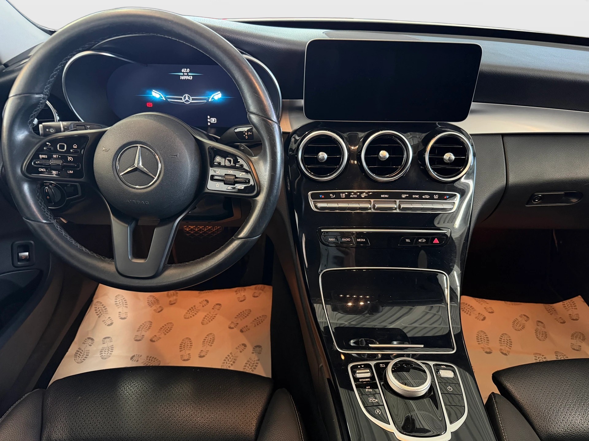 MERCEDES-BENZ C 220 d Swiss Star 4M 9G-Tronic | CH-Auto | 1-Hand | Frisch MFK | Ab Service-image-12