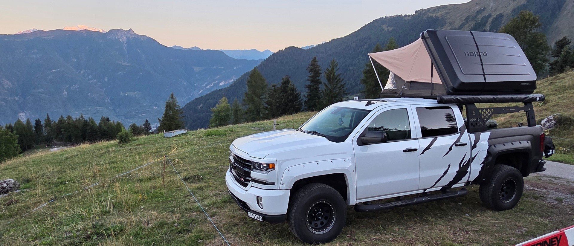 CHEVROLET Silverado-image-3