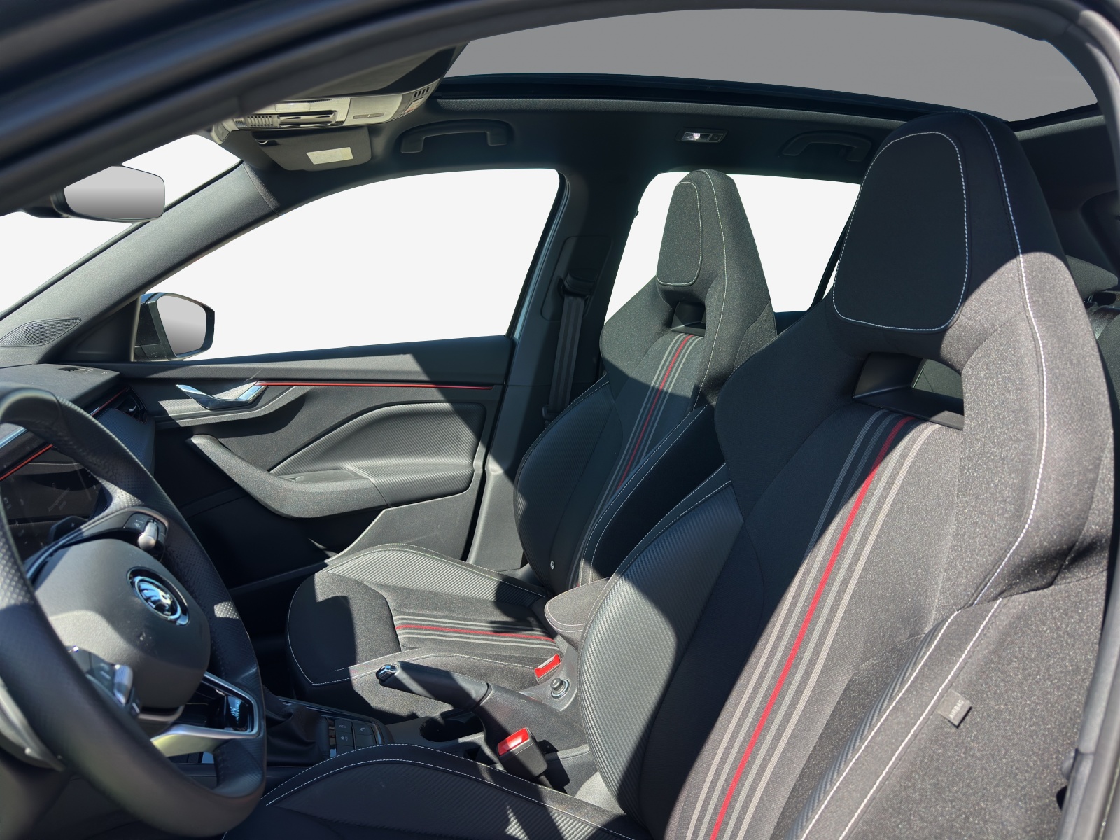 SKODA Kamiq 1.5 TSI Monte Carlo DSG-image-7