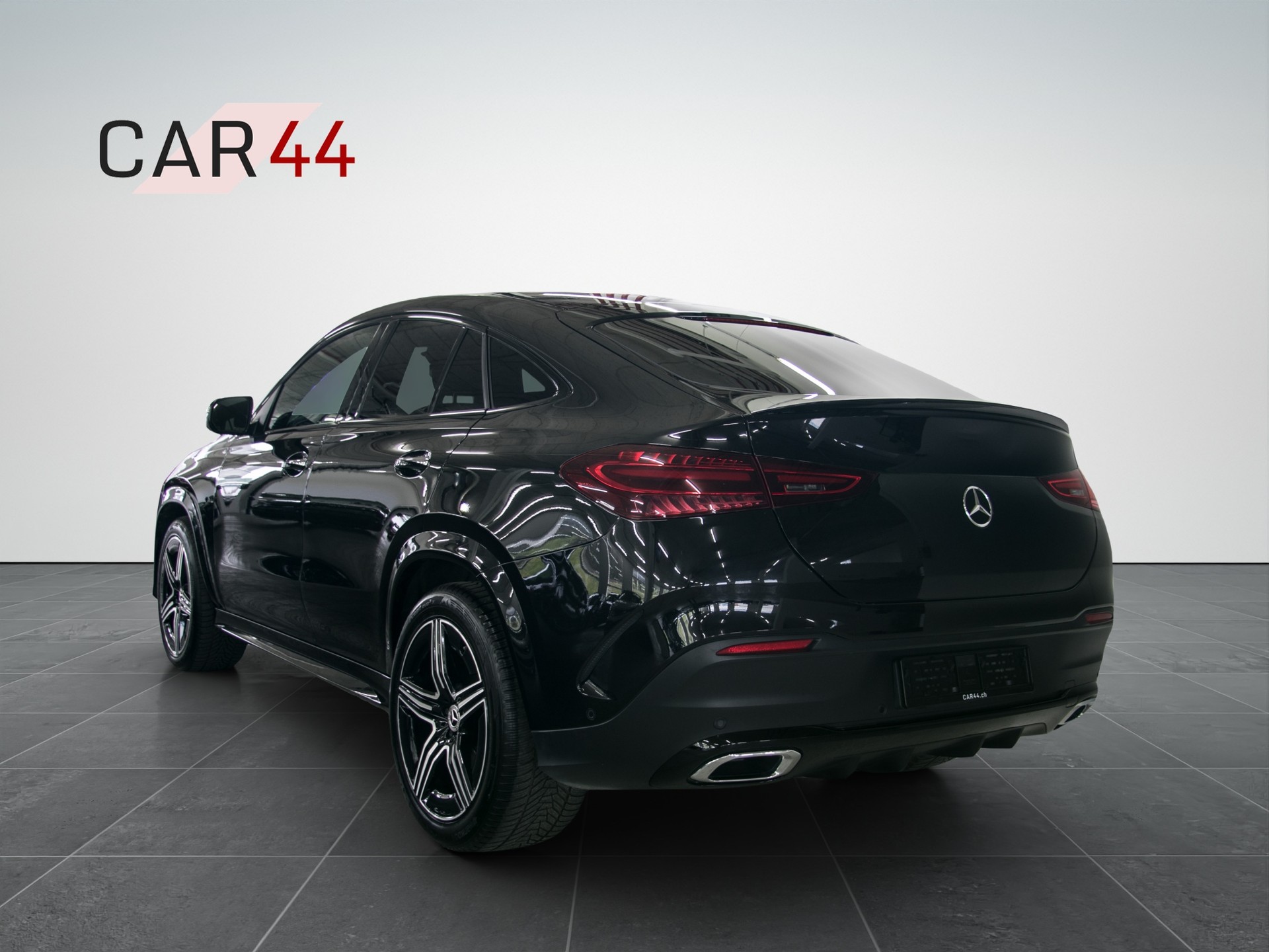 MERCEDES-BENZ GLE Coupé 300 d 4Matic+ 9G-Tronic-showroom-element-2