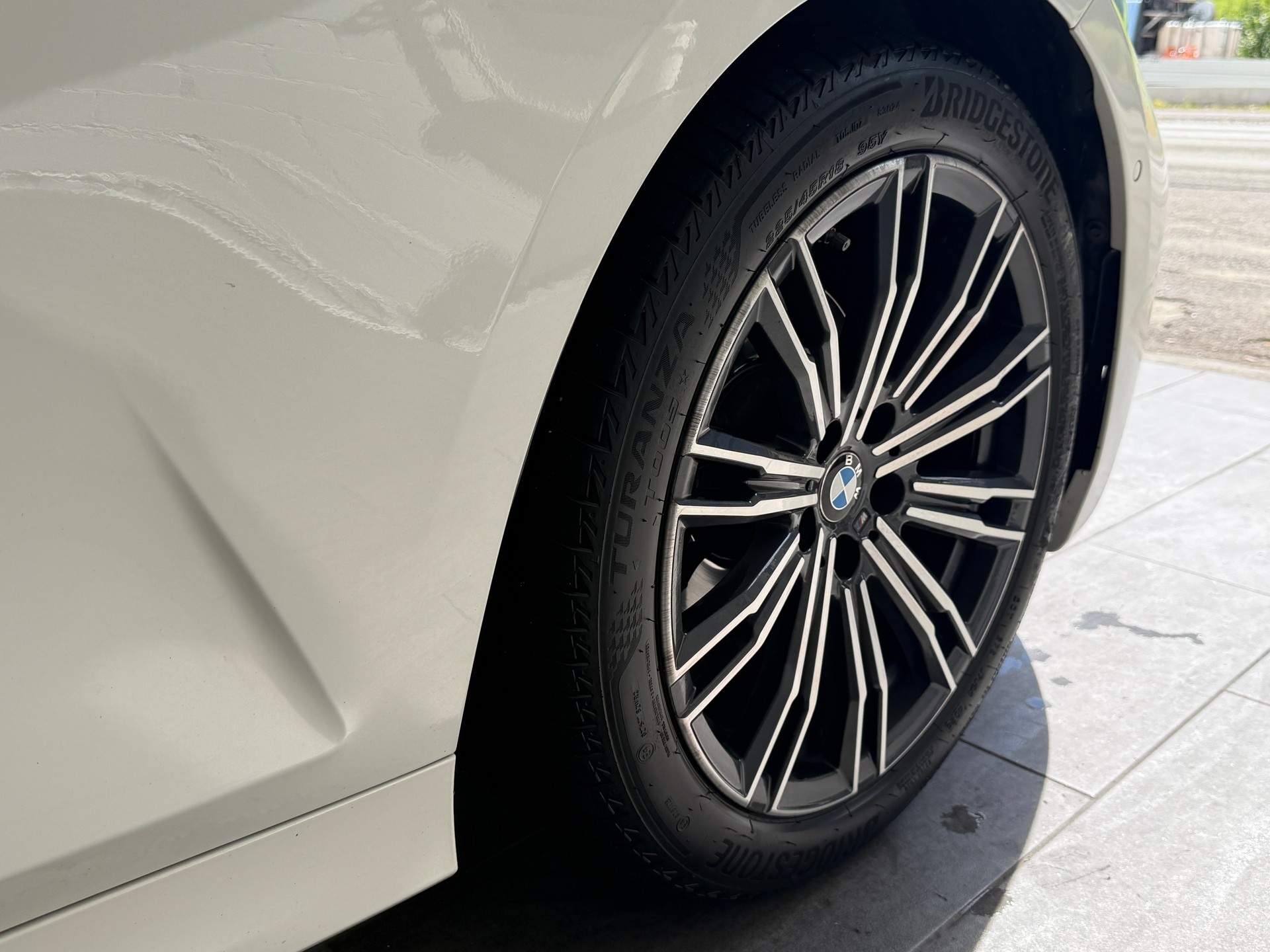 BMW 320d xDrive Touring M Sport Steptronic Ab 310.- pro Monat M Paket-image-25