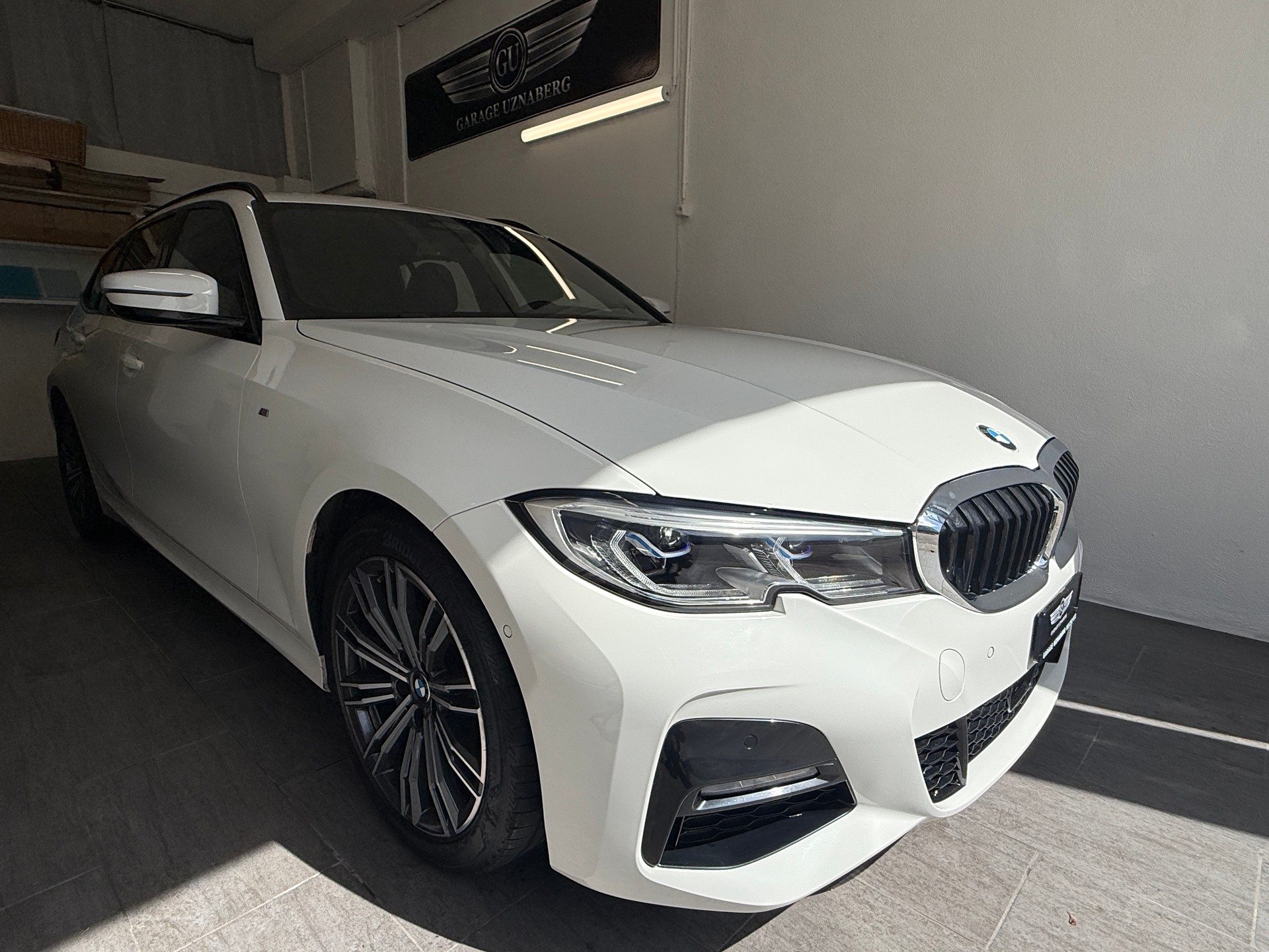 BMW 320d xDrive Touring M Sport Steptronic Ab 310.- pro Monat M Paket-image-6