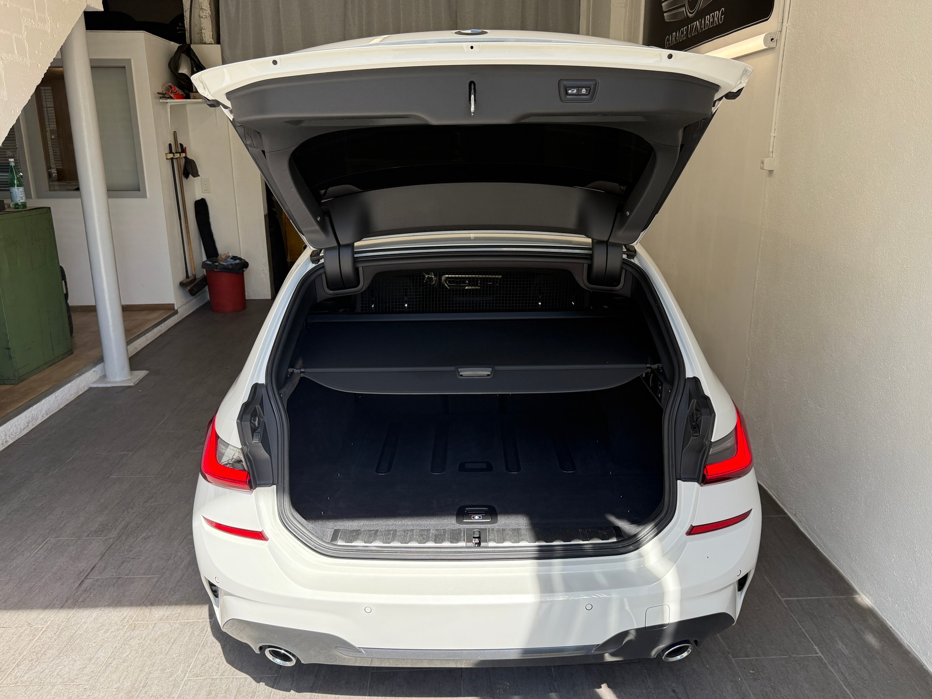 BMW 320d xDrive Touring M Sport Steptronic Ab 310.- pro Monat M Paket-image-8