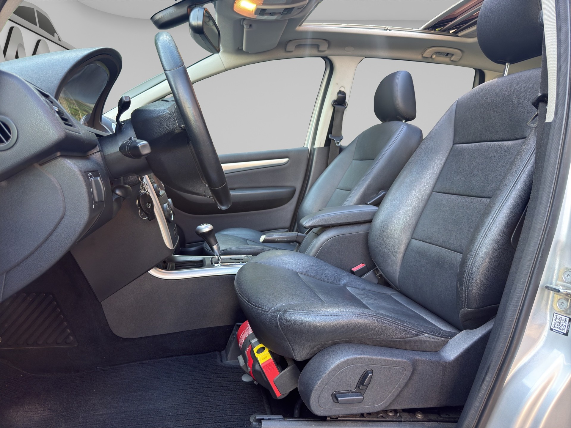 MERCEDES-BENZ A 200 Avantgarde Autotronic-image-8