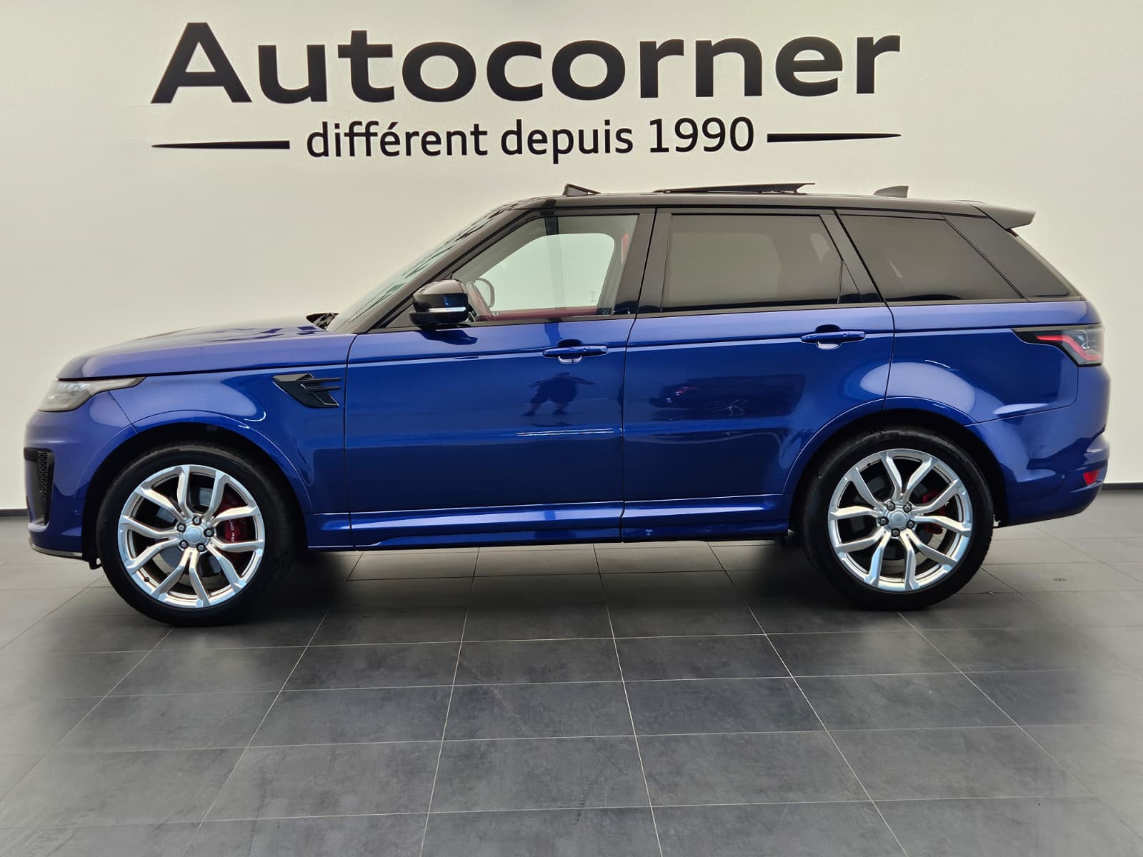 LAND ROVER Range Rover Sport 5.0 V8 S/C SVR Automatic-showroom-element-1
