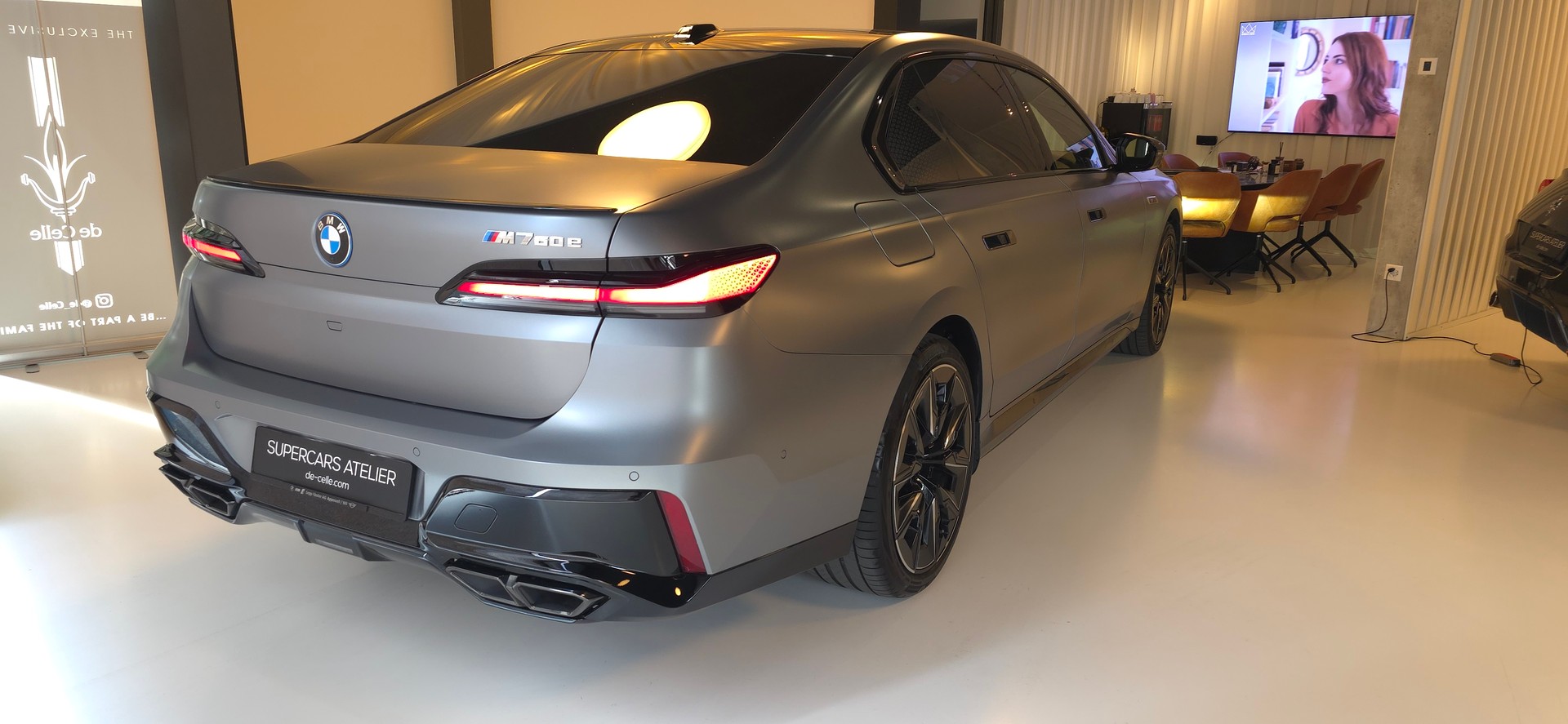 BMW M760e xDrive Steptronic-image-20