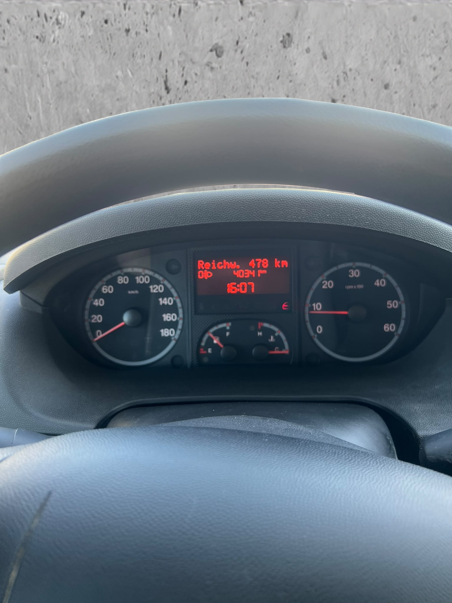 PEUGEOT Boxer 3.0 HDI 335 L3H2-image-9
