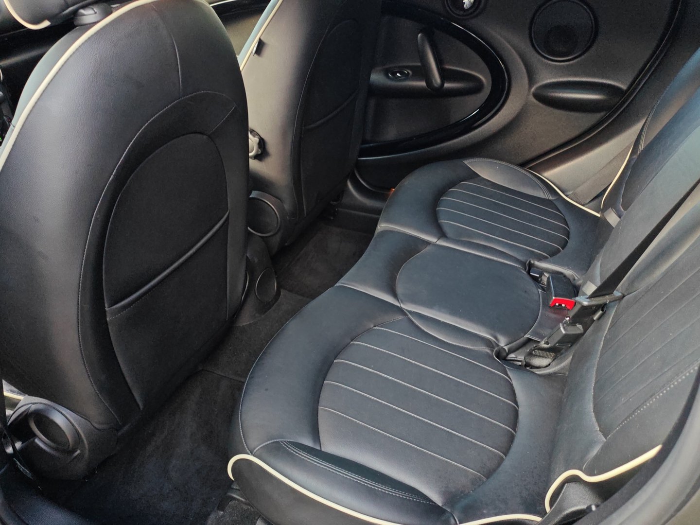 MINI Countryman Cooper SD ALL4 Steptronic – Aut. – Seulement 67'800 km [Expertisé + Garantie 12 mois]-image-11