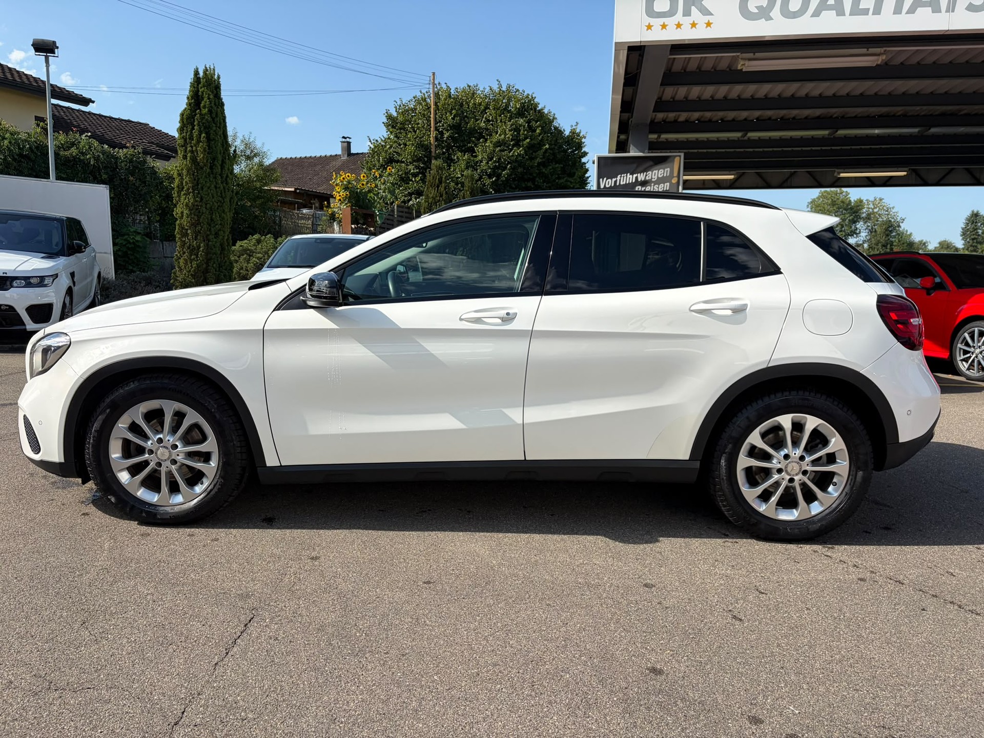 MERCEDES-BENZ GLA 200 Night Star 7G-DCT-image-3