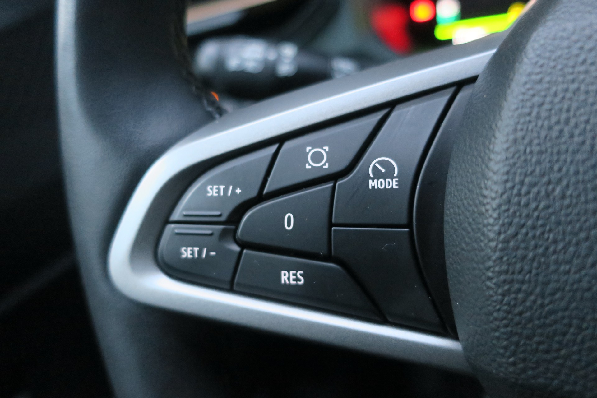 DACIA Bigster TCe 130 48V Extreme 4x4-image-12