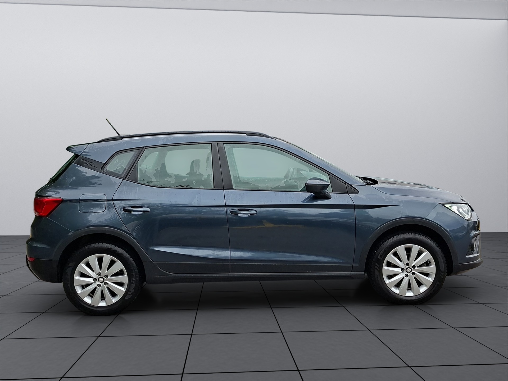 SEAT Arona 1.0 TSI Eco Style-image-9