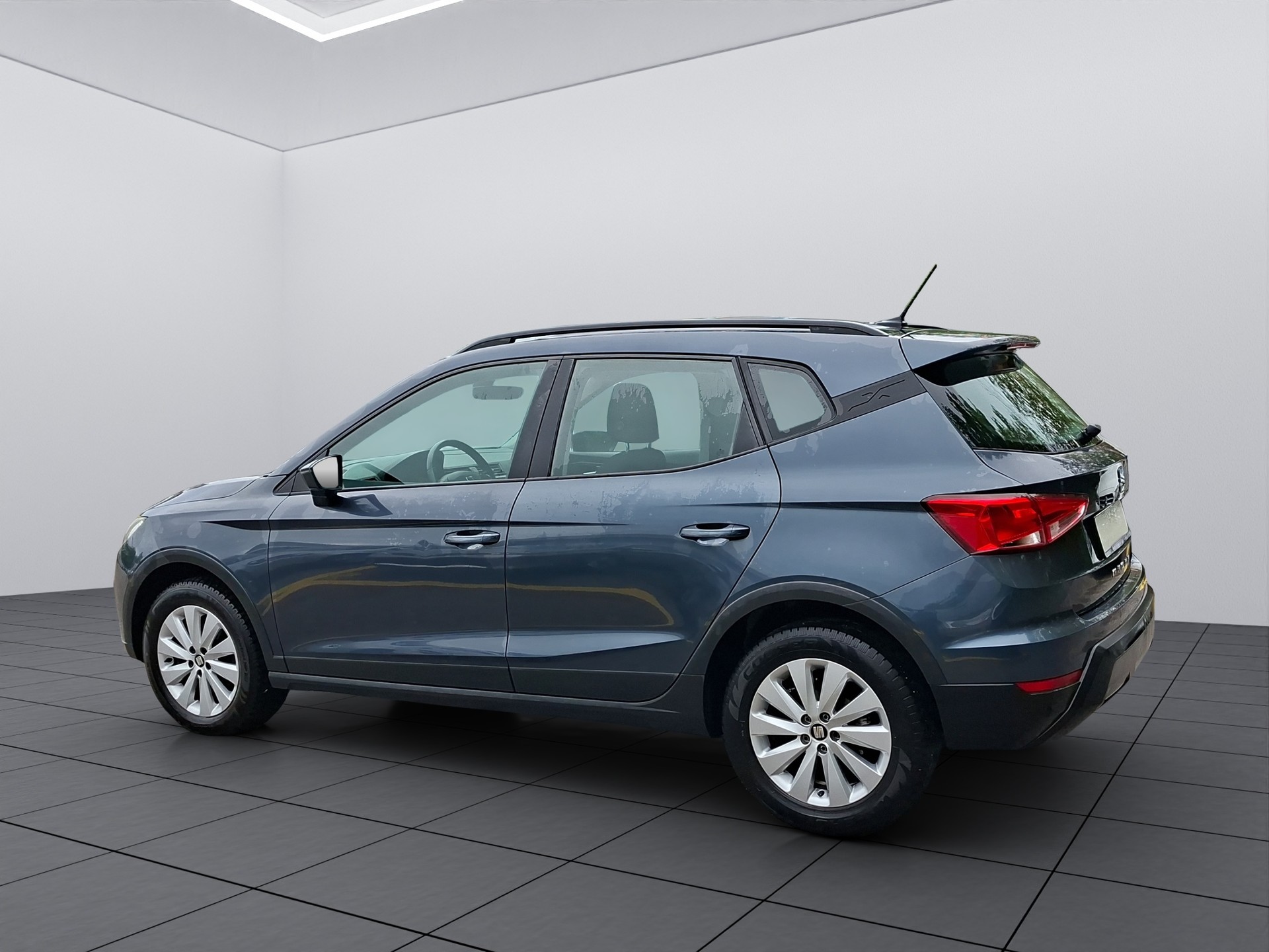 SEAT Arona 1.0 TSI Eco Style-image-3