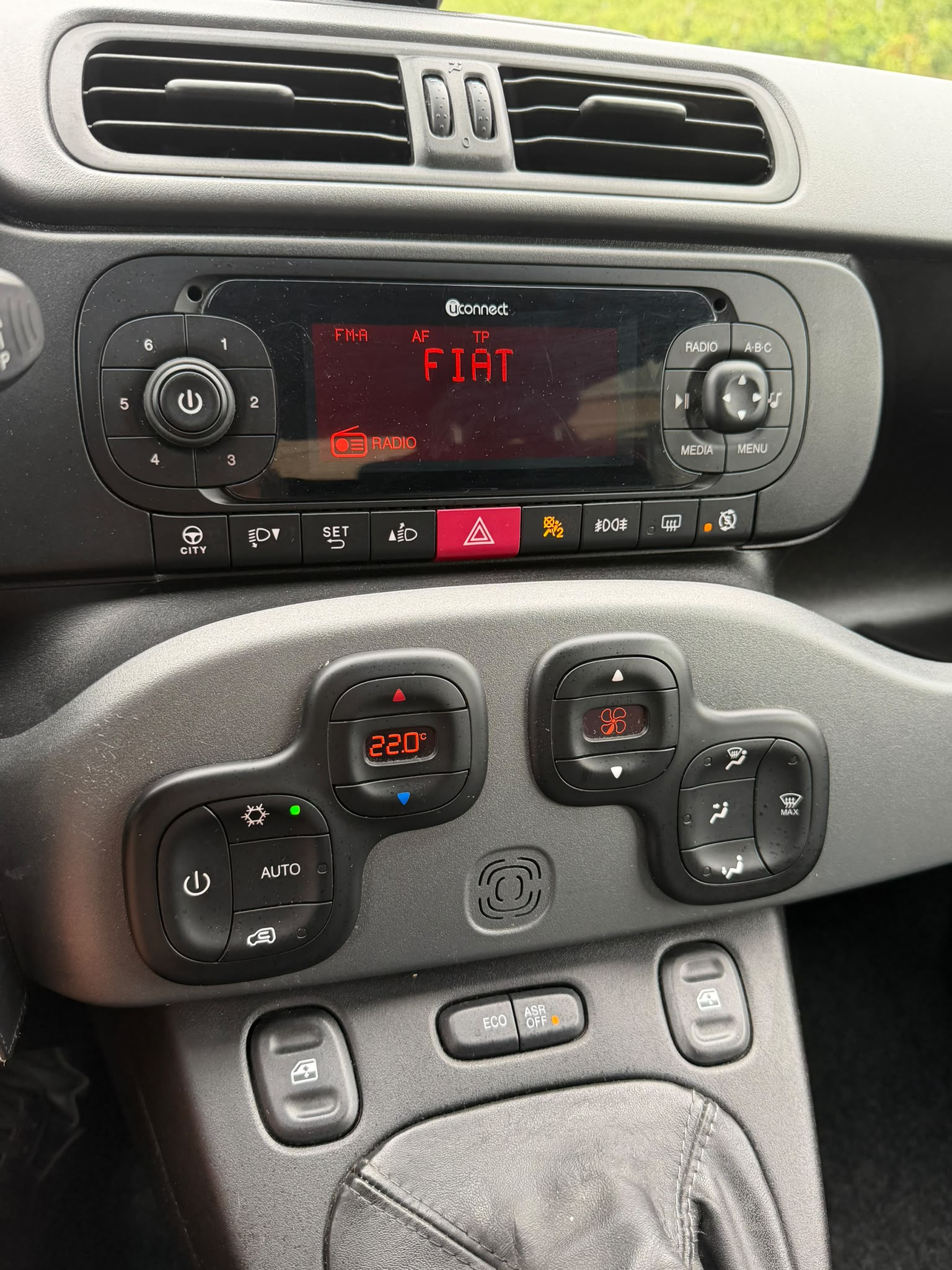 FIAT Panda 0.9 Twinair Turbo Lounge-image-8