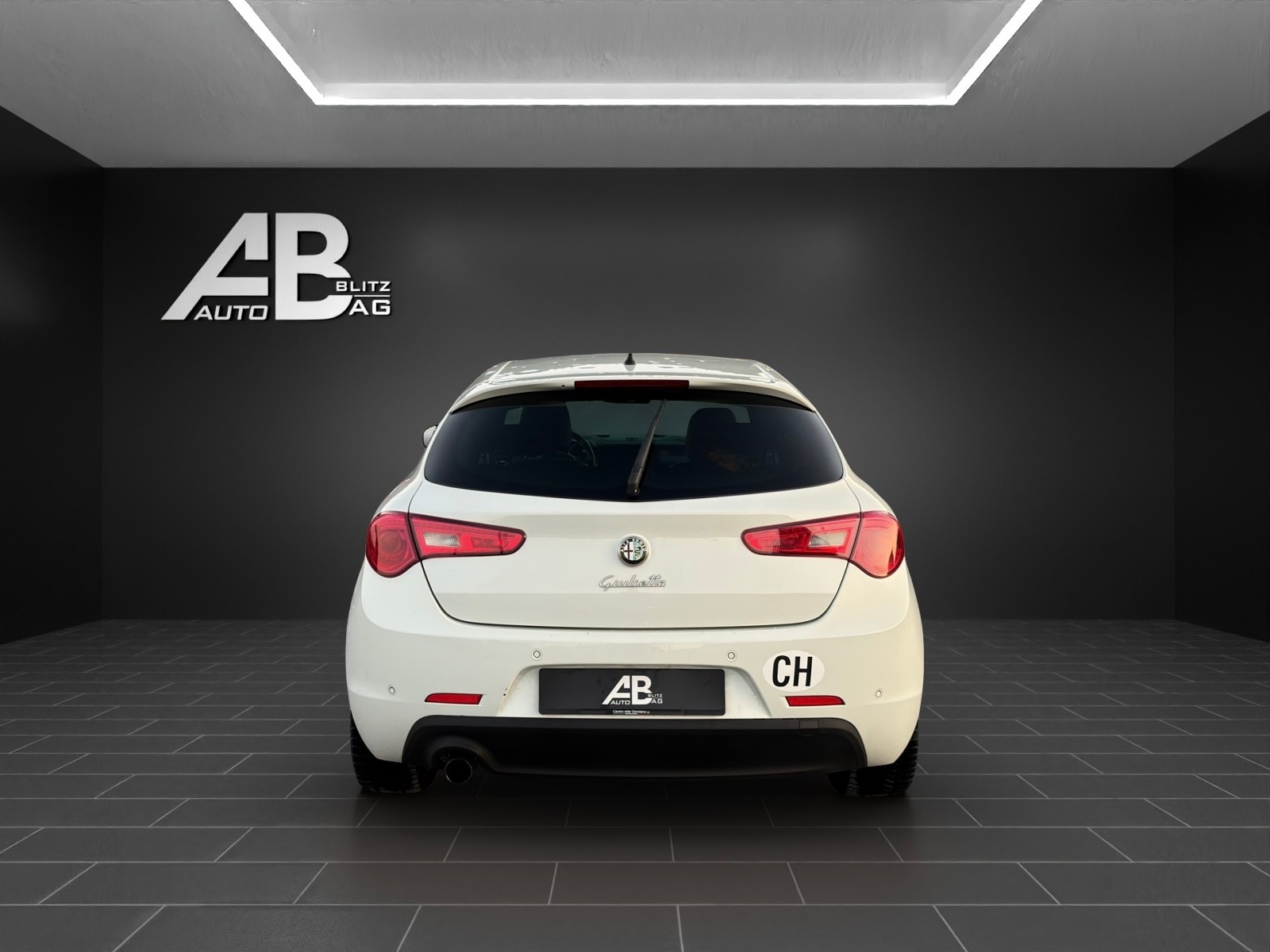 ALFA ROMEO Giulietta 1.4 MultiAir Distinctive mit 170 PS-image-3