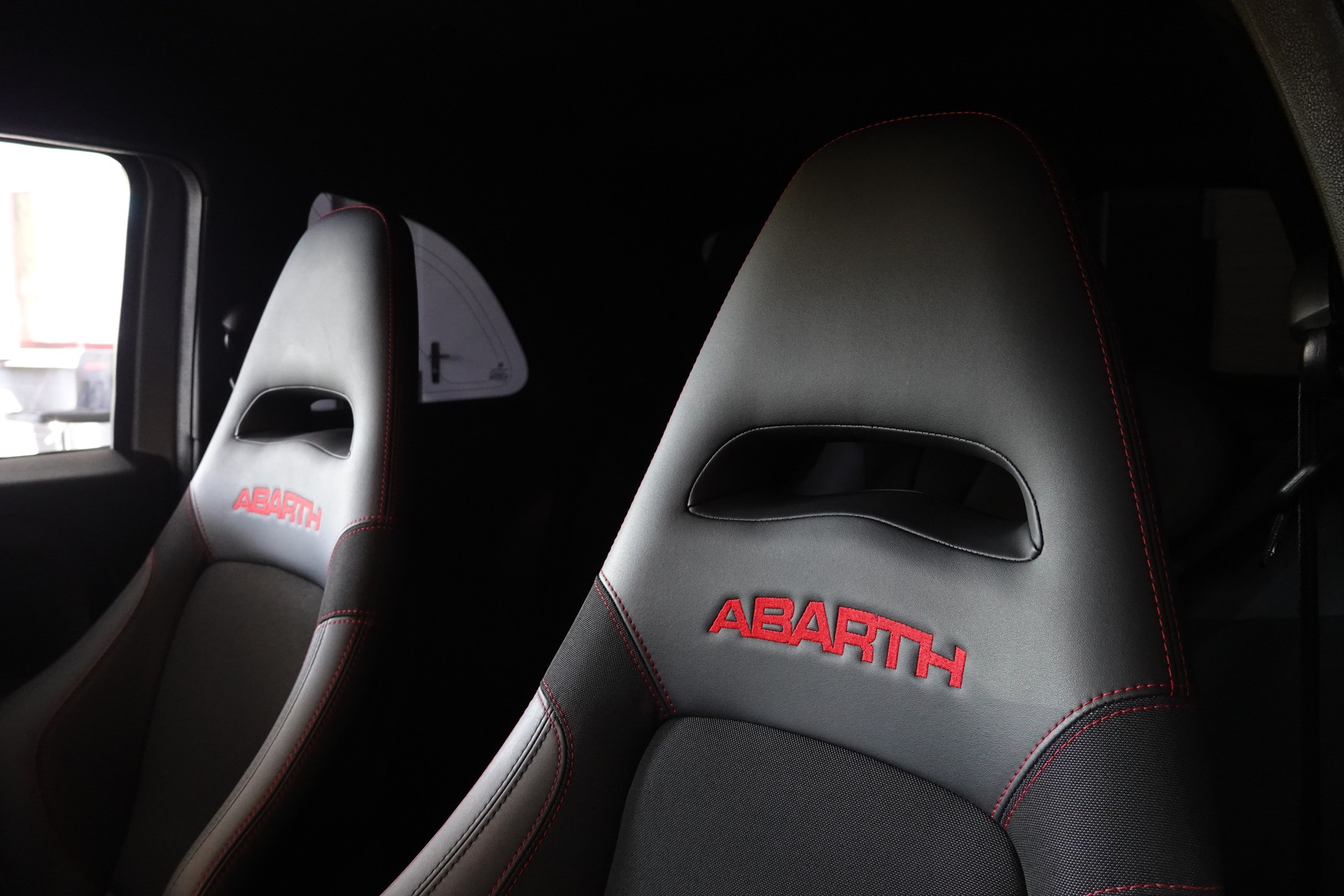 FIAT 695 1.4 16V TURBO ABARTH 695 180 PS COMPETIZIONE Dualogic-image-32