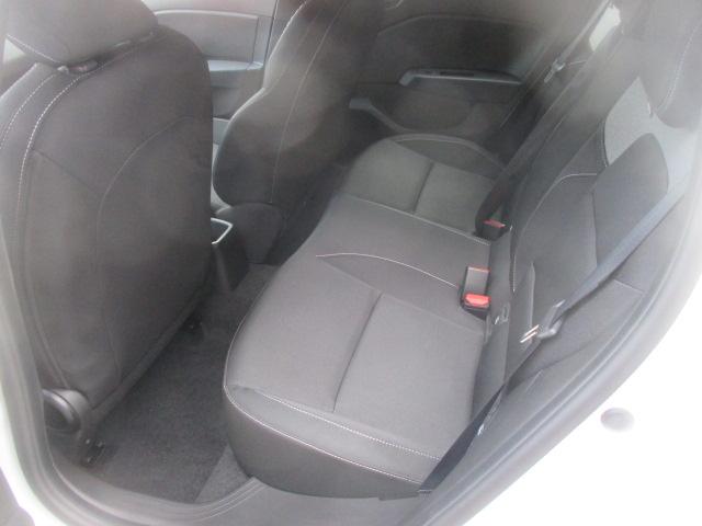 MITSUBISHI Colt 1.6 HEV Invite-image-13