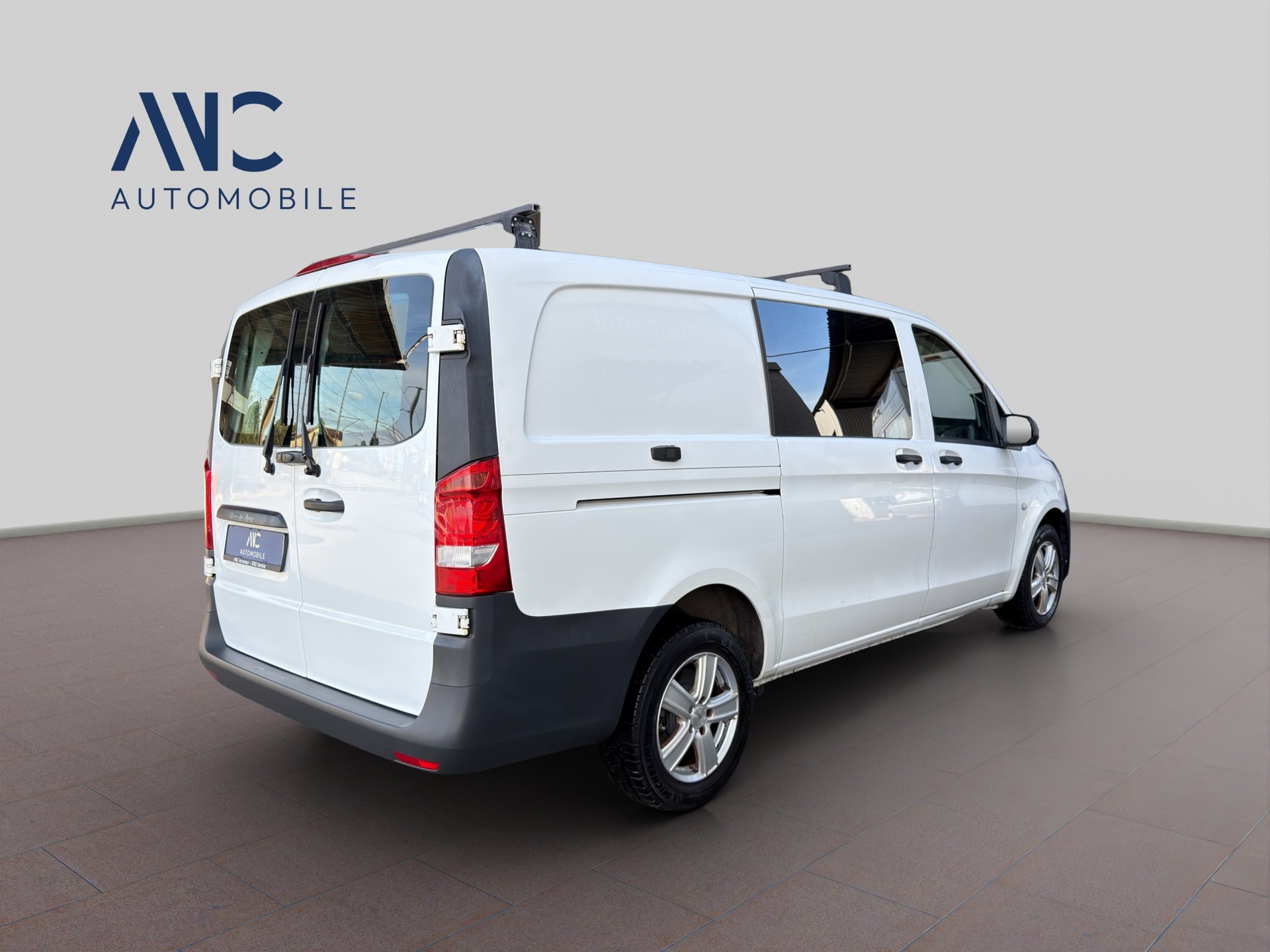 MERCEDES-BENZ Vito 111 CDI L Euro 5-image-2