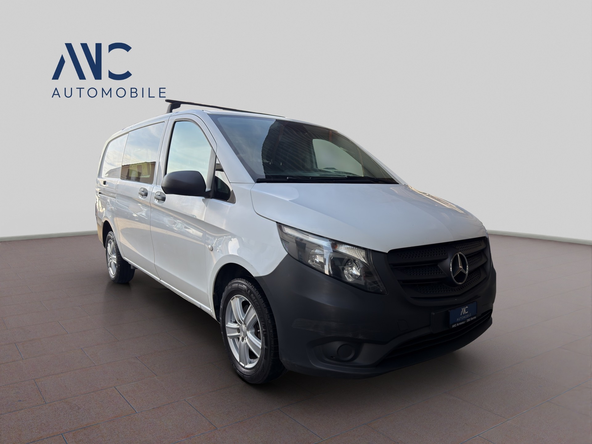 MERCEDES-BENZ Vito 111 CDI L Euro 5-image-1