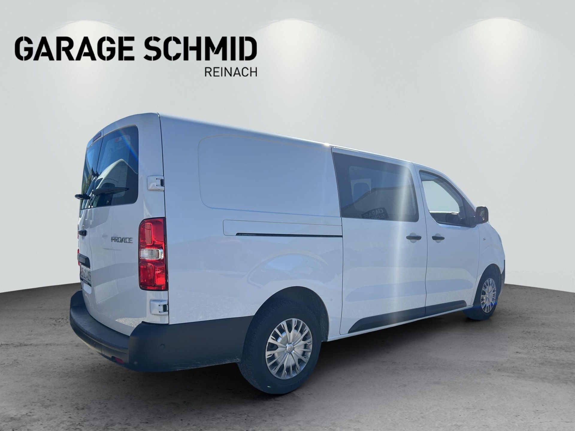 TOYOTA PROACE Van L2 2.0 D Advanced-image-6