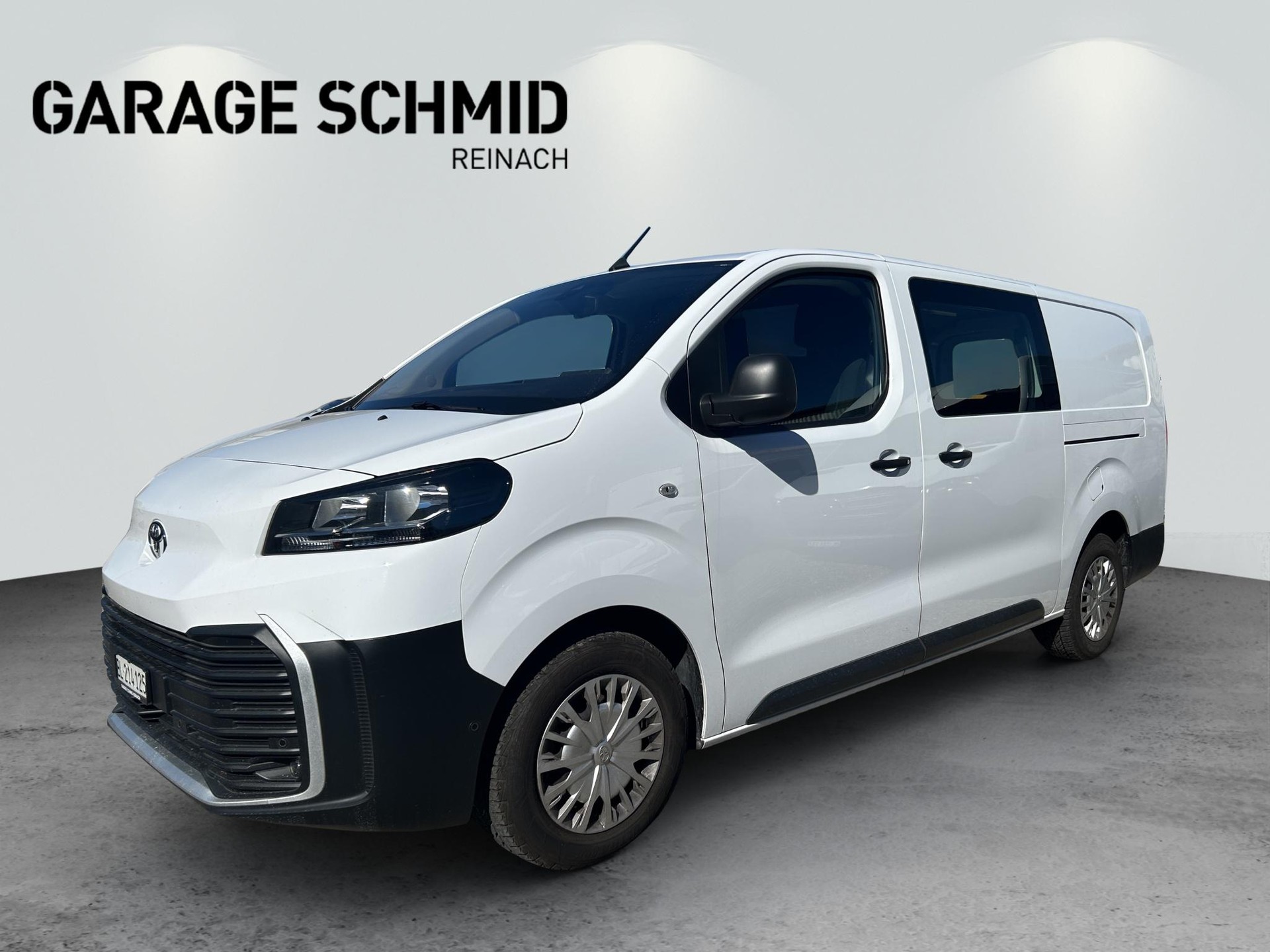 TOYOTA PROACE Van L2 2.0 D Advanced-image-2