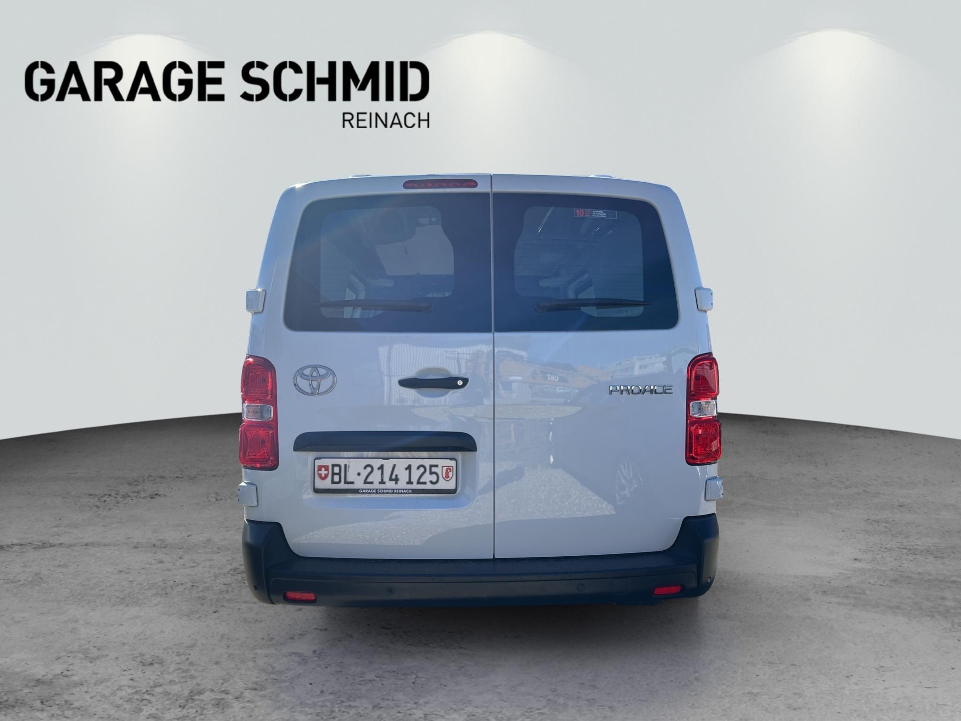 TOYOTA PROACE Van L2 2.0 D Advanced-image-5