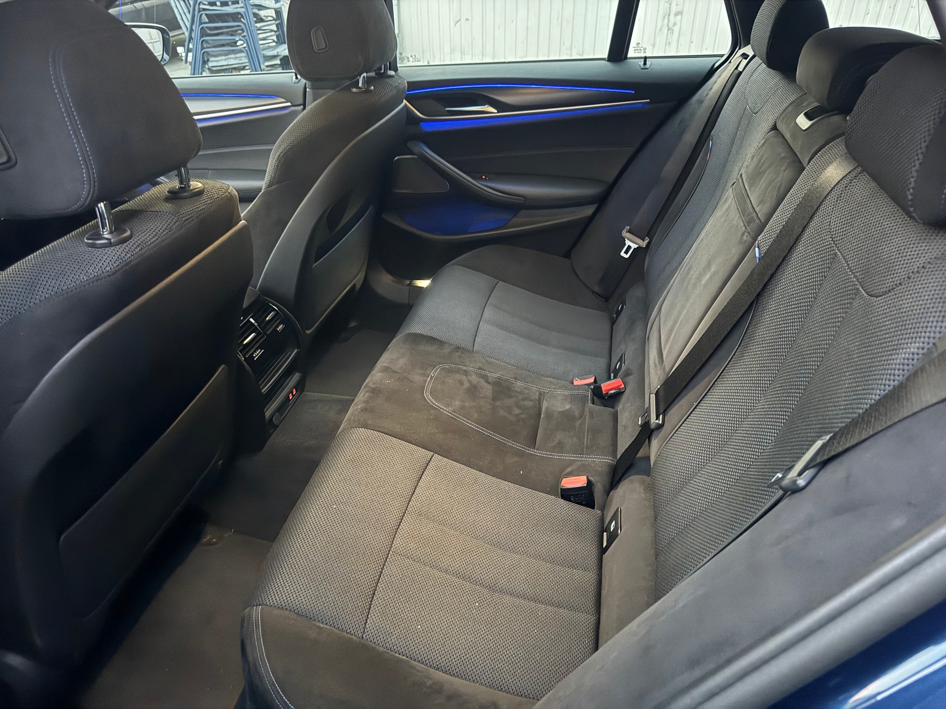 BMW 520d xDrive 48V Touring Pure M Sport Edition-image-11