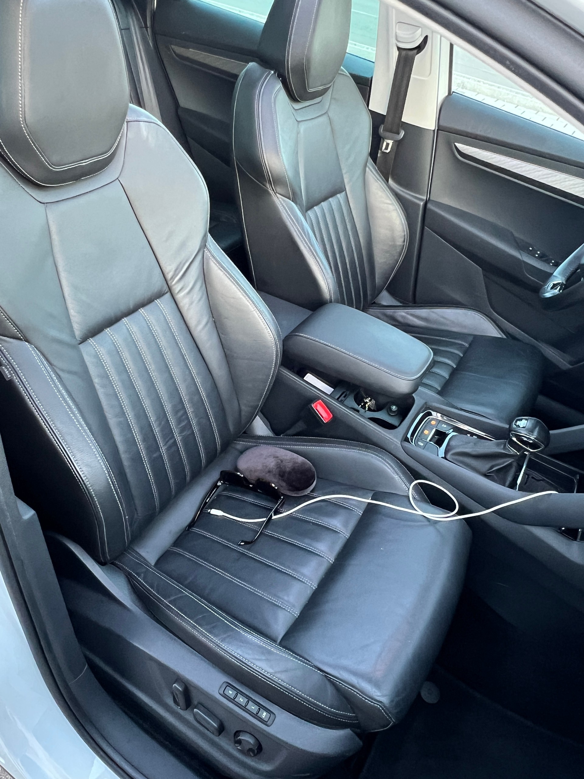 SKODA 2.0 TDI Style 4x4 DSG-image-5