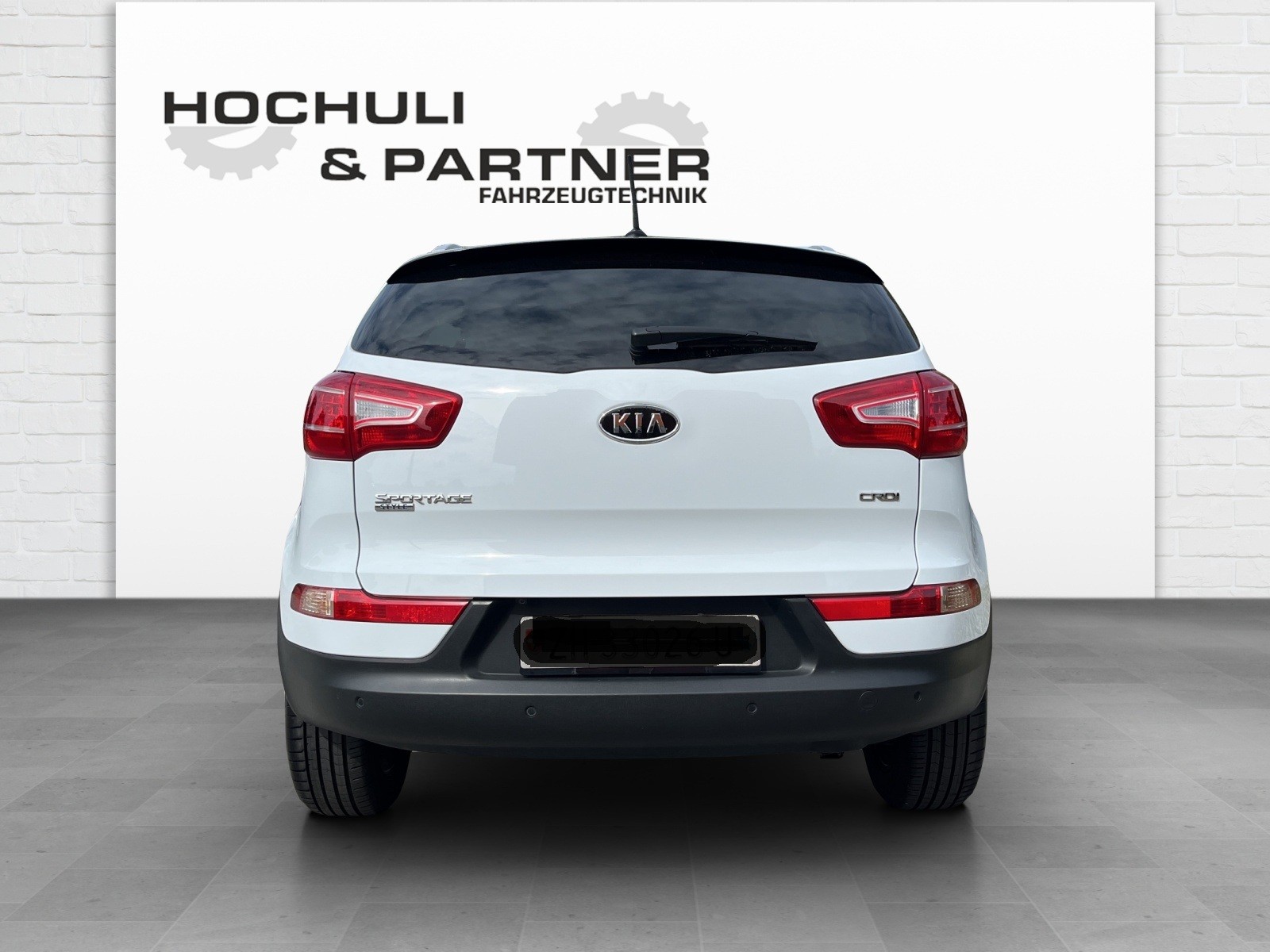 KIA Sportage 2.0 CRDi Style 4WD Automatic-image-5