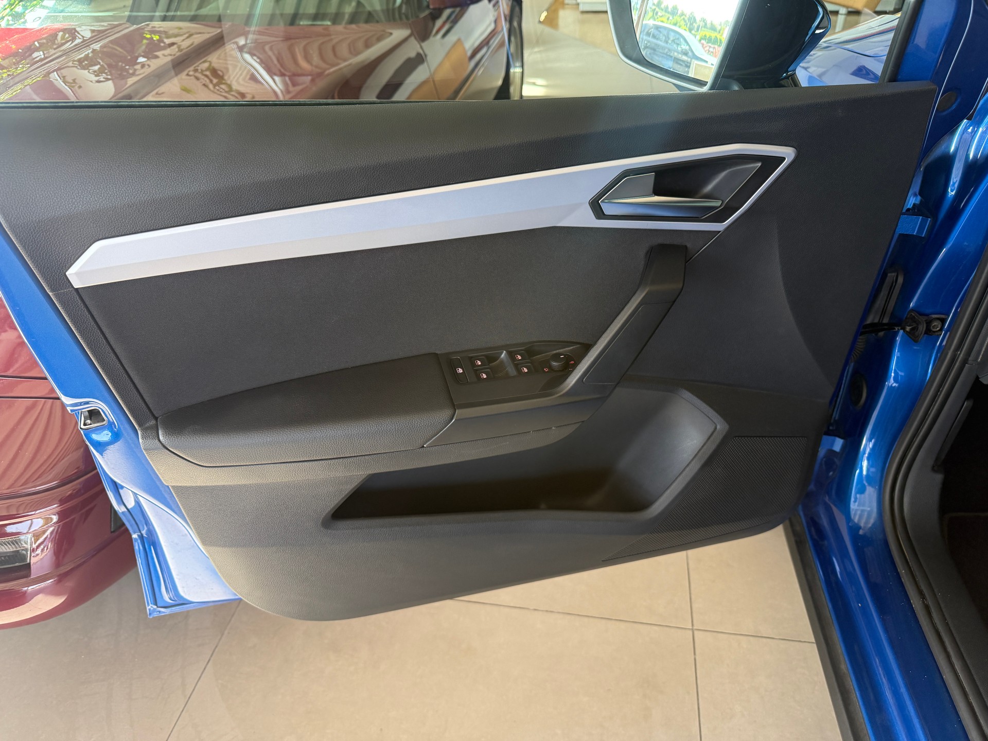 SEAT Arona 1.0 TSI Eco FR DSG ***HERSTELLERGARANTIE BIS 02.2027***-image-21
