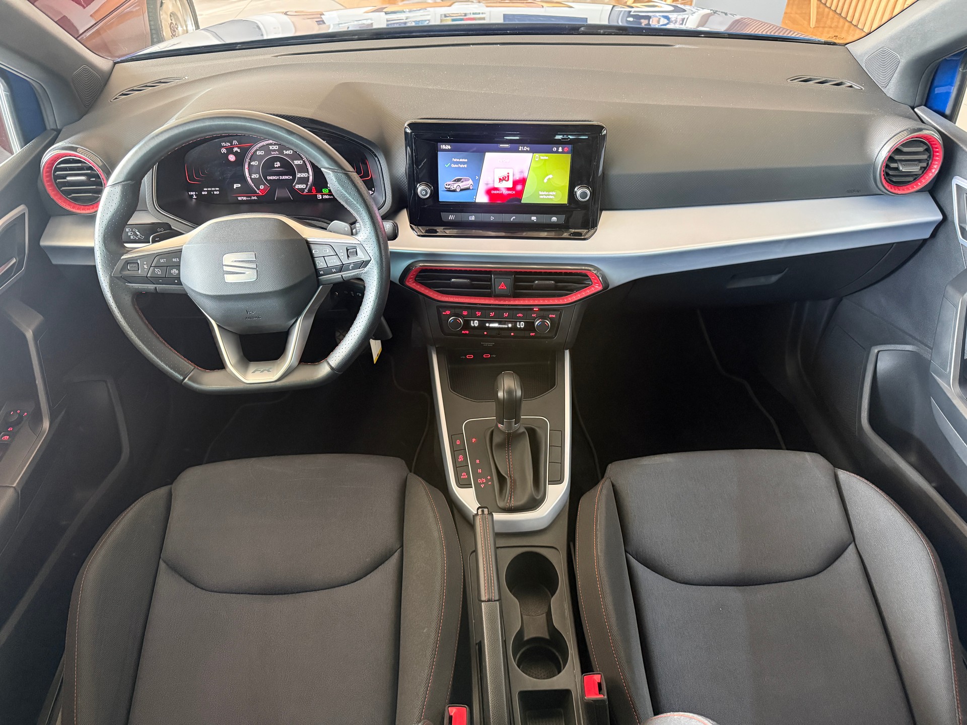 SEAT Arona 1.0 TSI Eco FR DSG ***HERSTELLERGARANTIE BIS 02.2027***-image-17