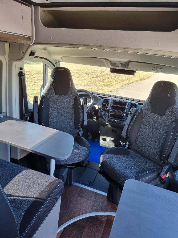PÖSSL Summit Shine 540 ON mit Aufstelldach NEUWAGEN-image-2