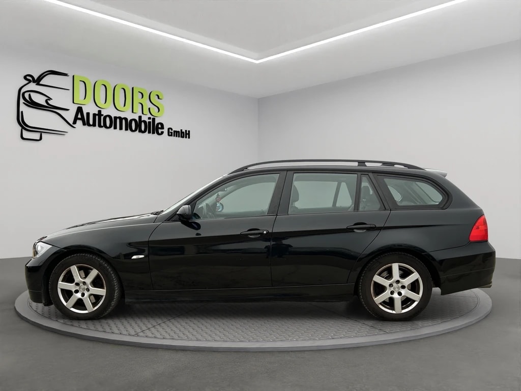 BMW 318i Touring Steptronic-image-6