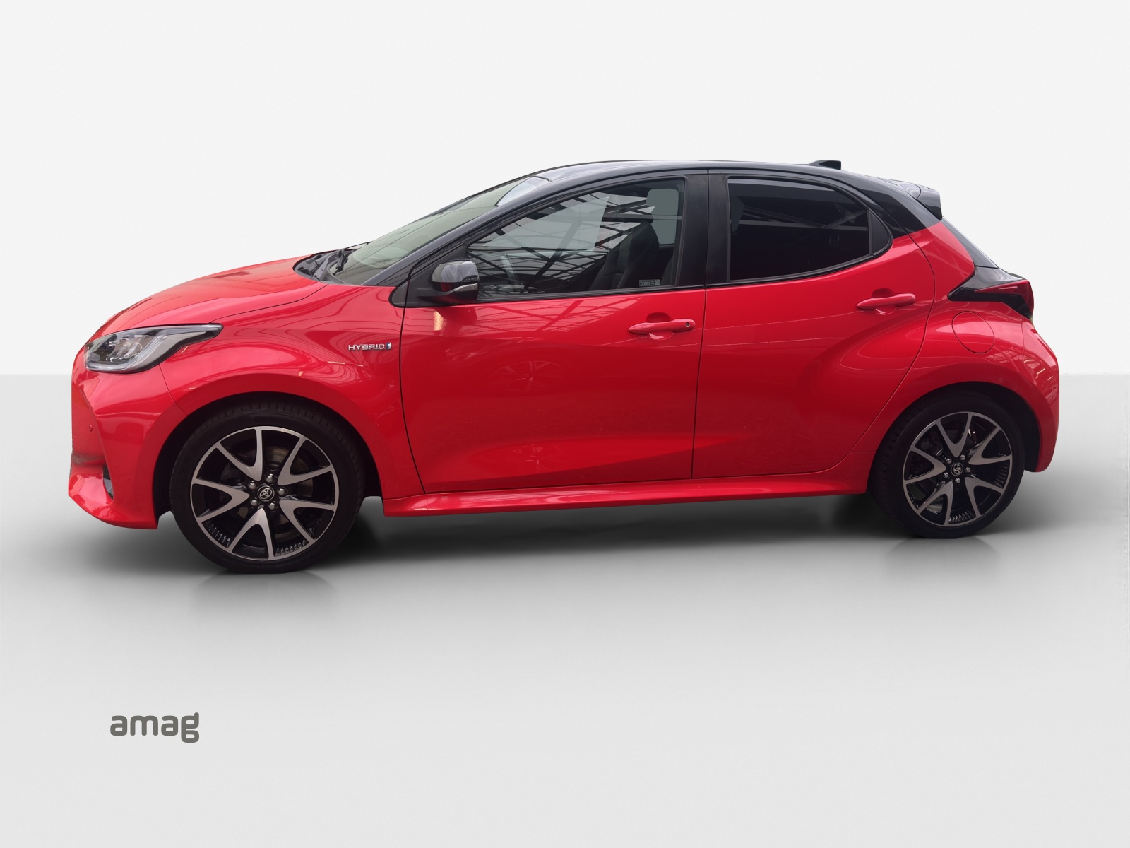 TOYOTA Yaris 1.5 Premium e-CVT-image-1