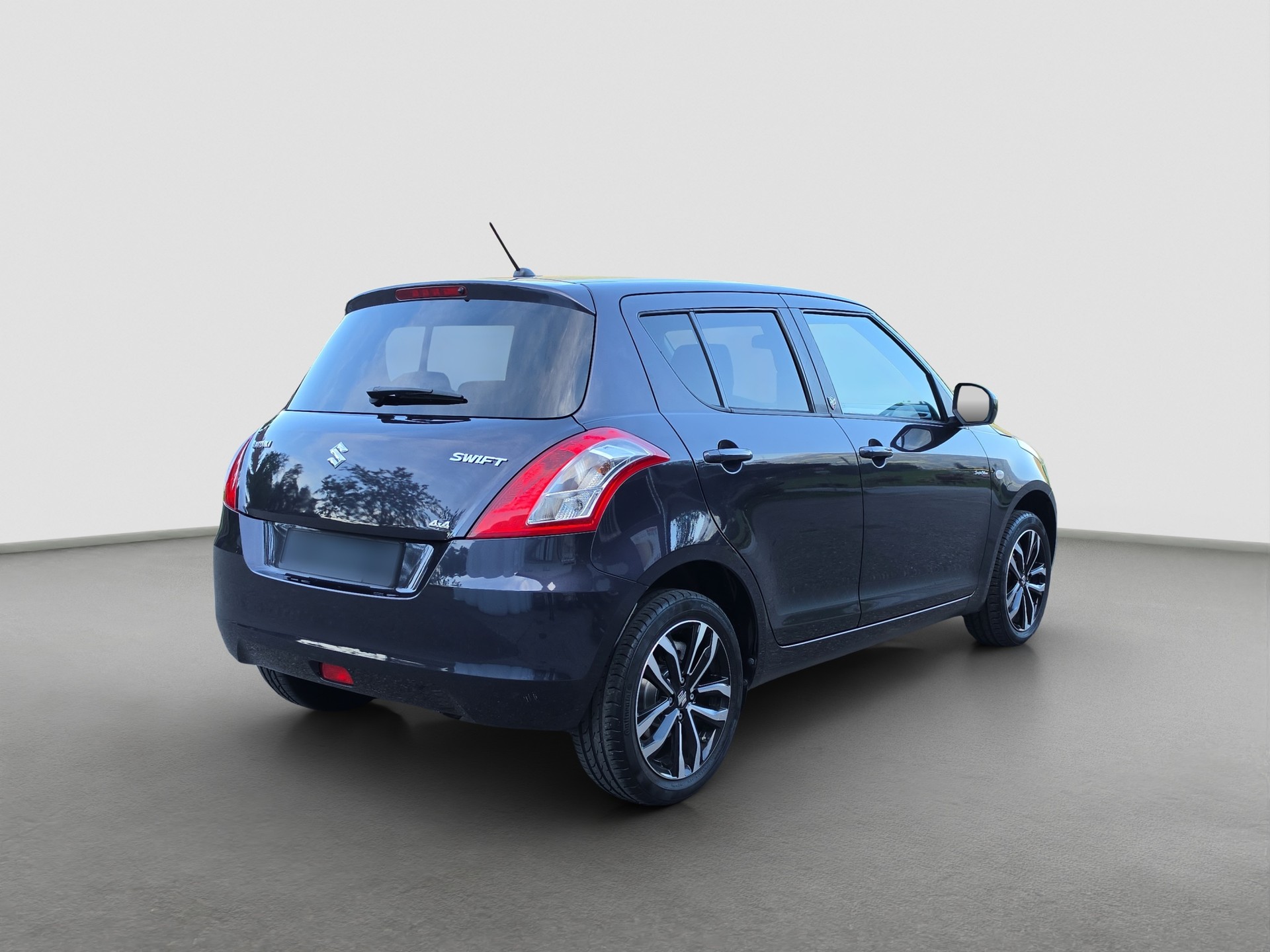 SUZUKI Swift 1.2i 16V Sergio Cellano Top 4x4-image-4