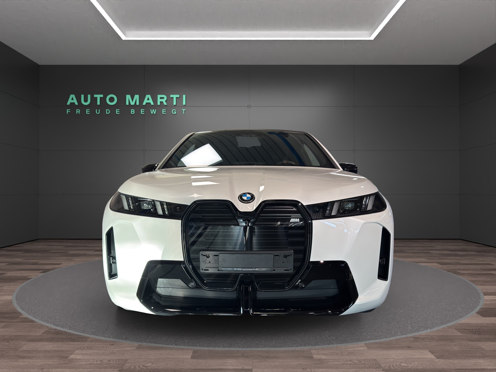 BMW iX I20 M70-image-4