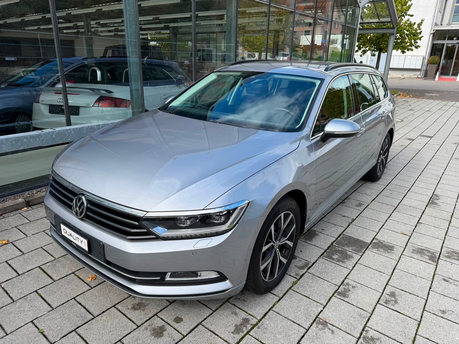 VW Passat Variant 1.5 TSI EVO Comfortline DSG-showroom-element-1