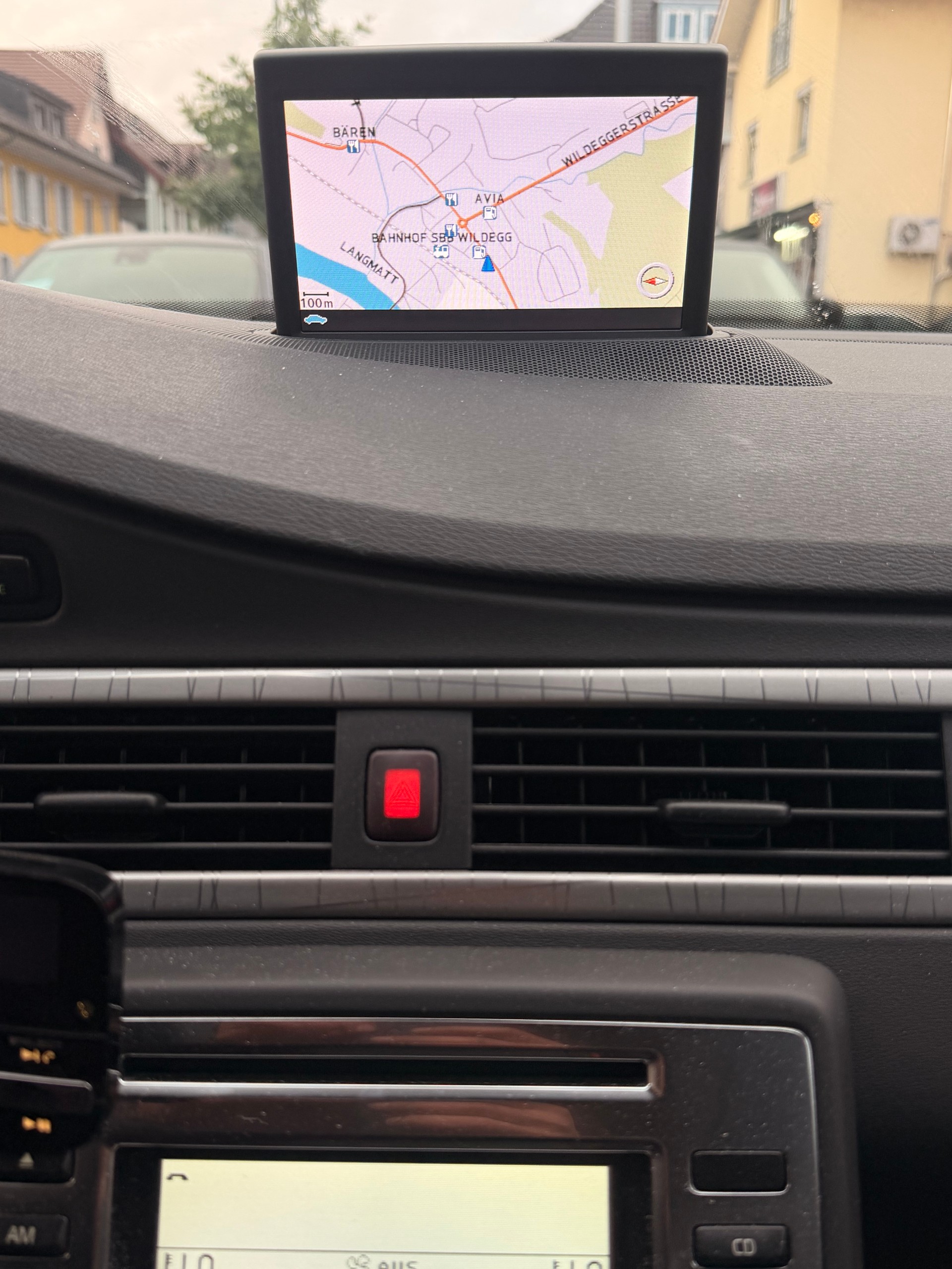 VOLVO XC70 D5 AWD Kinetic Geartronic-image-12