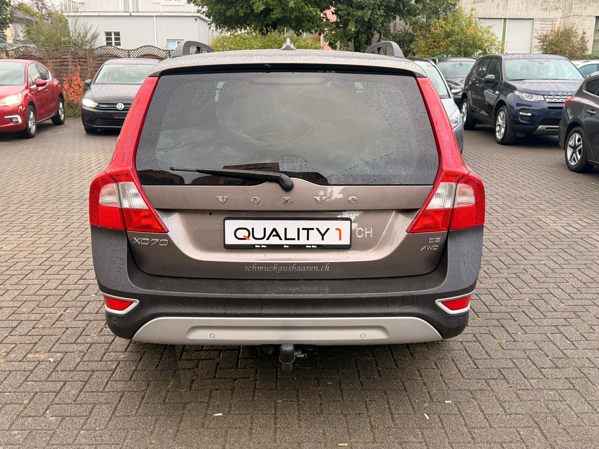 VOLVO XC70 D5 AWD Kinetic Geartronic-image-5
