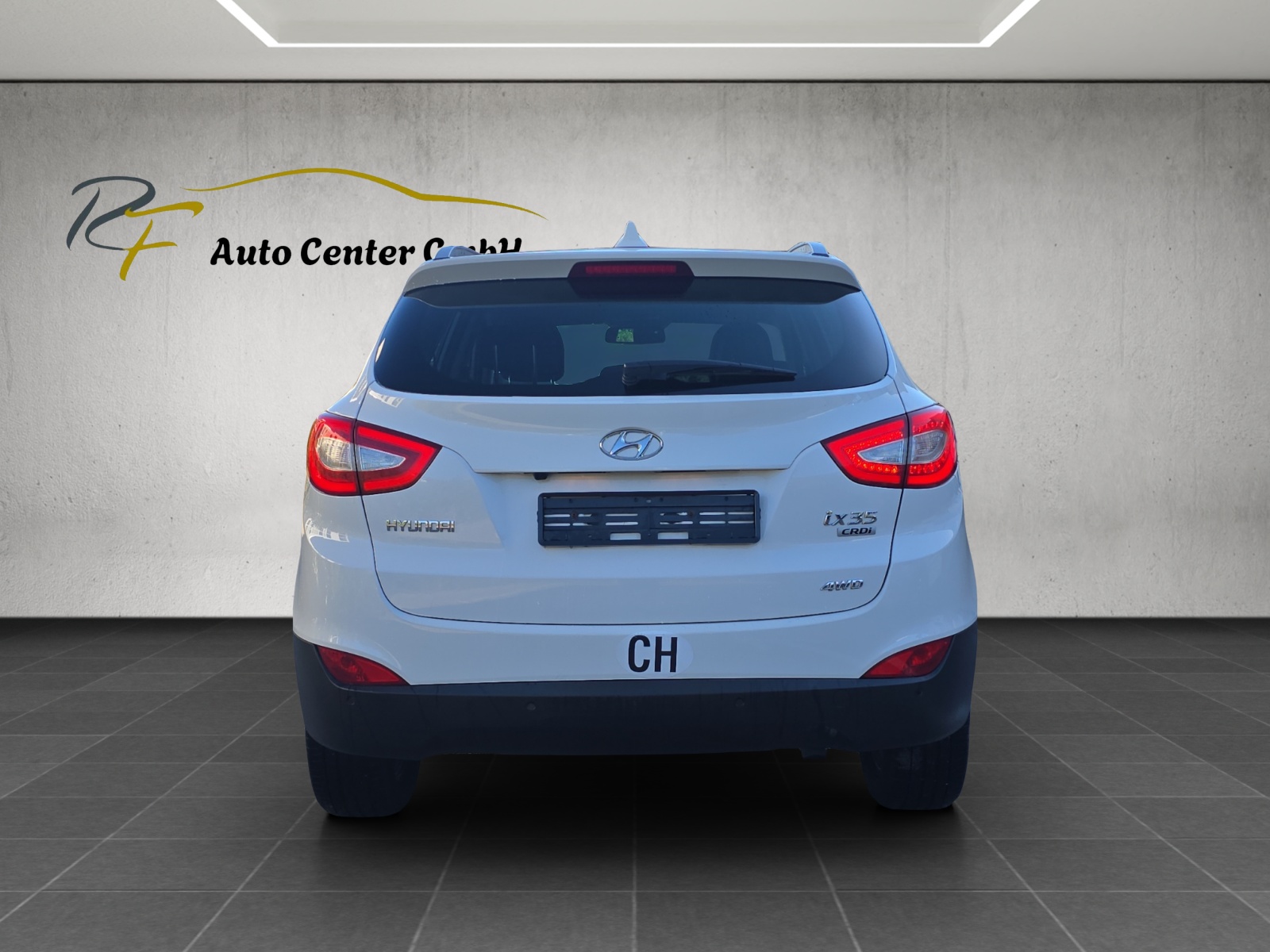 HYUNDAI iX 35 2.0 CRDi Premium 4WD Automatic-image-6